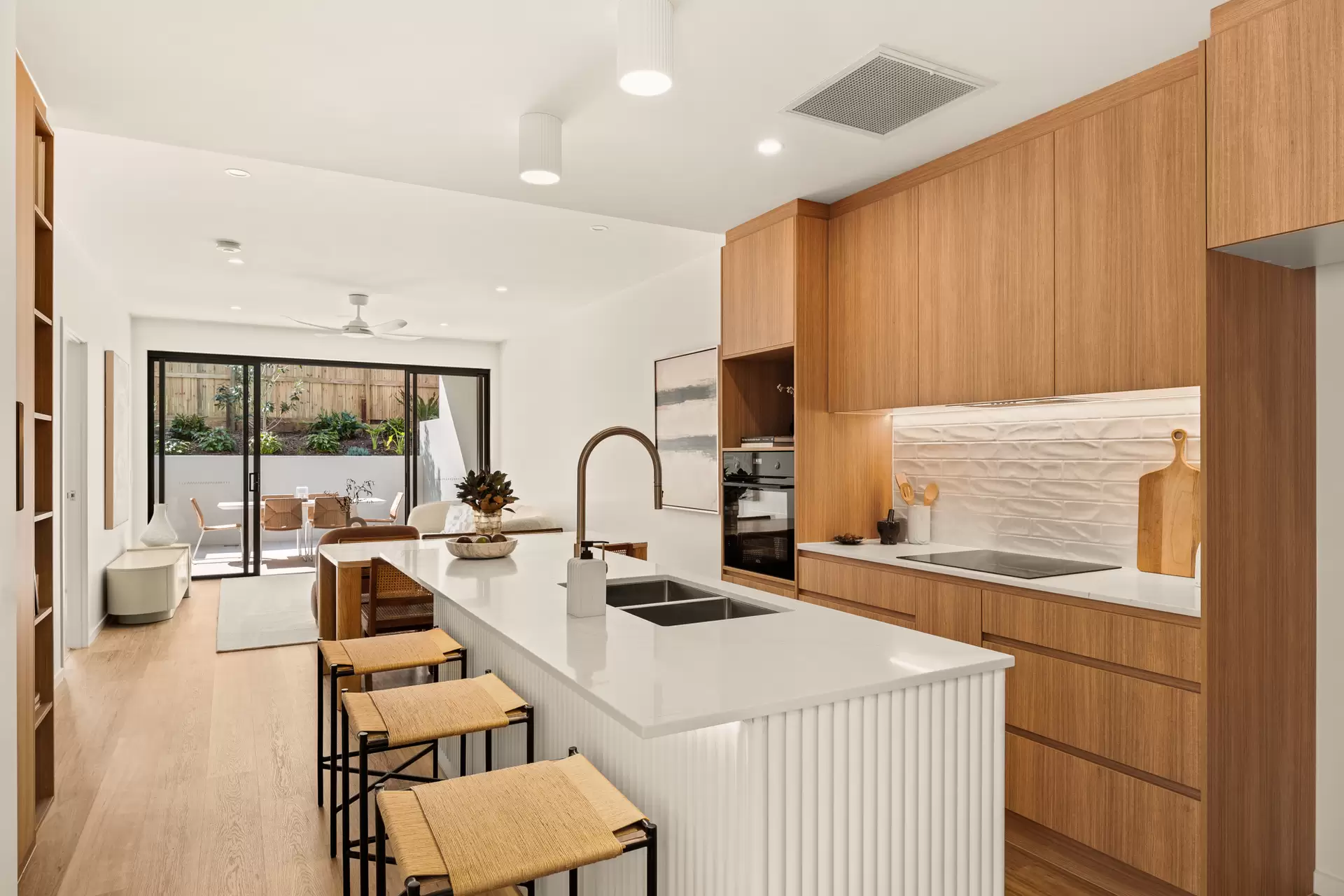 4/50 Fifth  Avenue, Kedron For Sale by Queensland Sotheby's International Realty - image 1