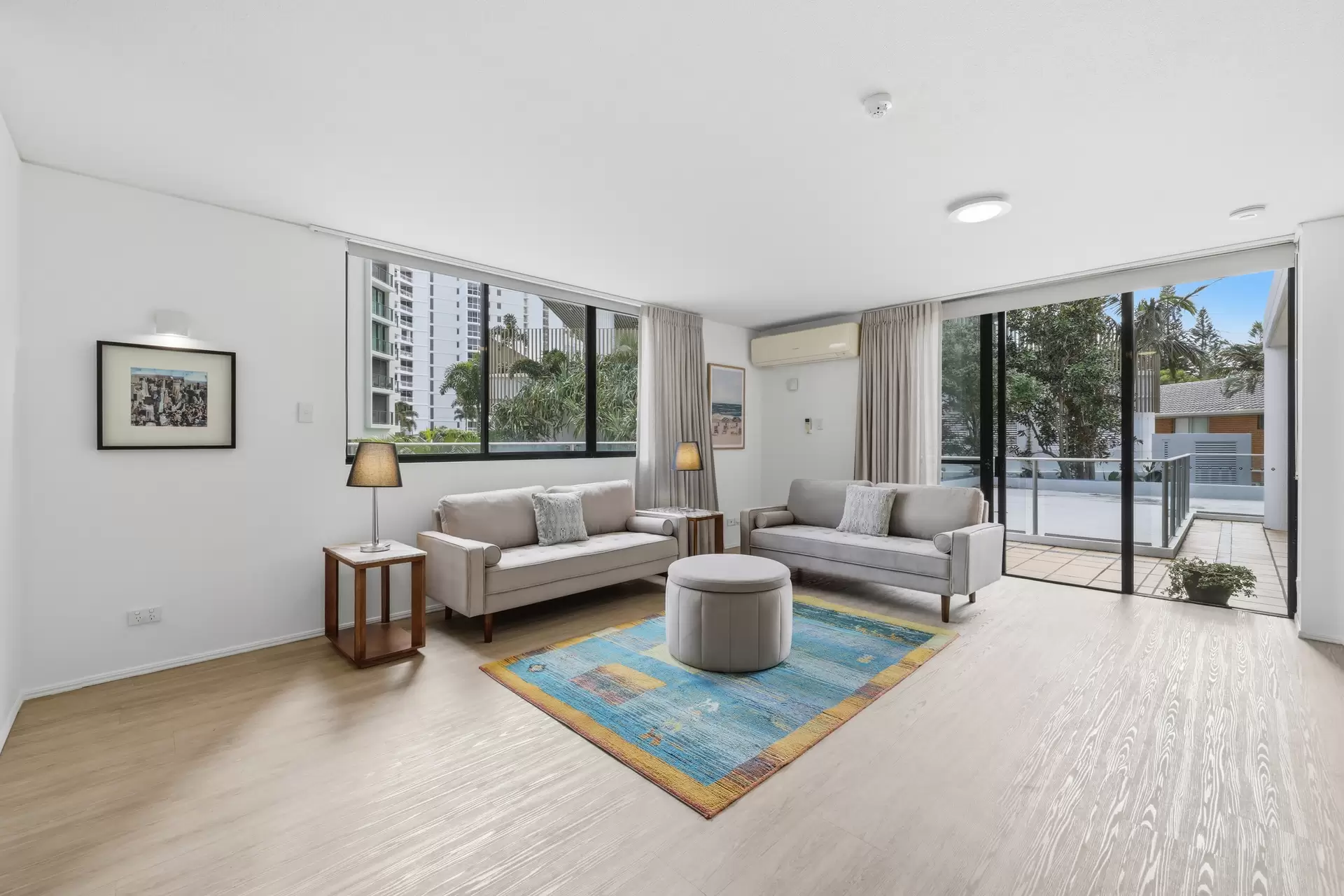 2A/19 Peak Avenue, Main Beach For Sale by Queensland Sotheby's International Realty - image 1
