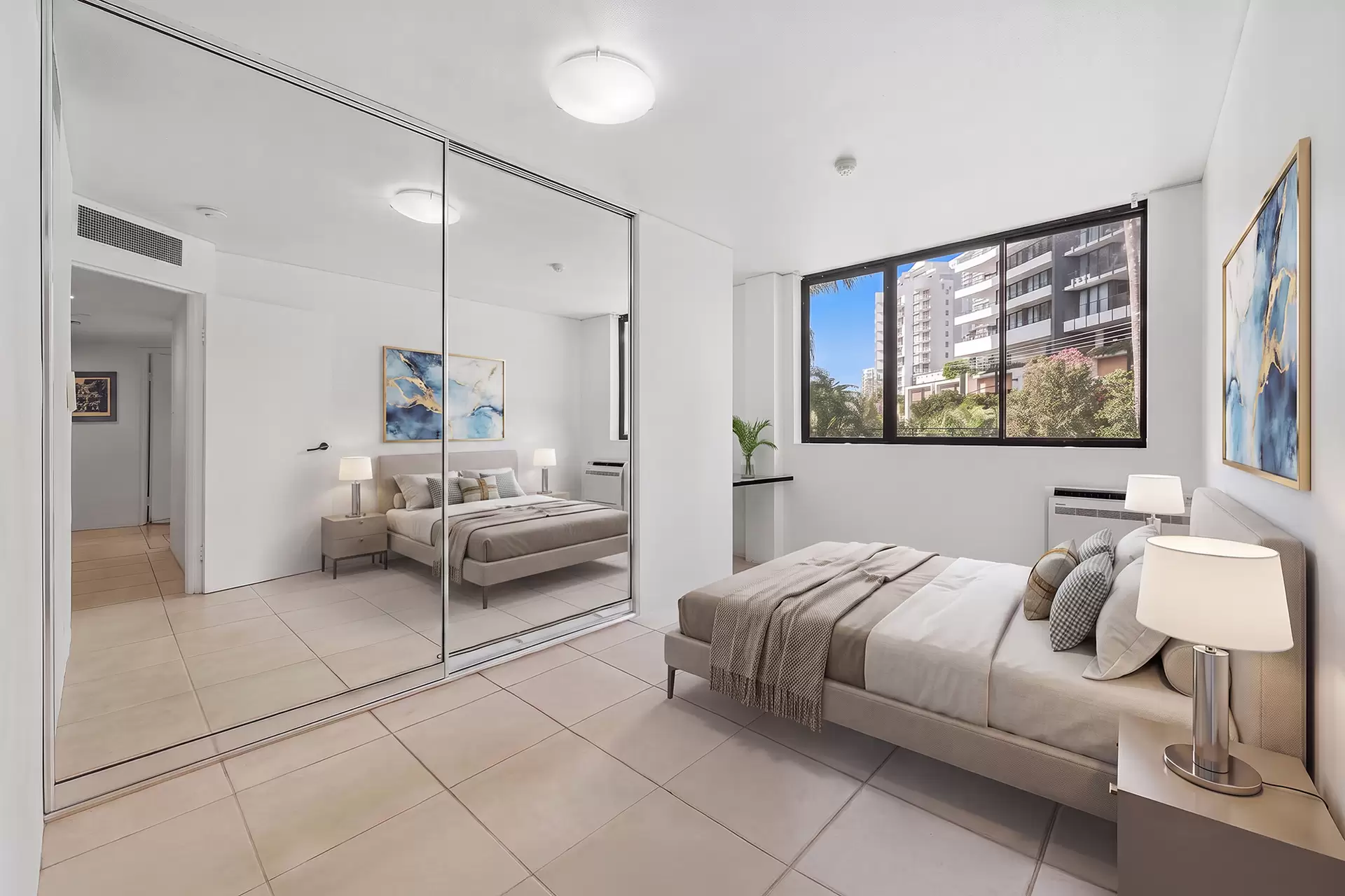 2A/19 Peak Avenue, Main Beach For Sale by Queensland Sotheby's International Realty - image 1