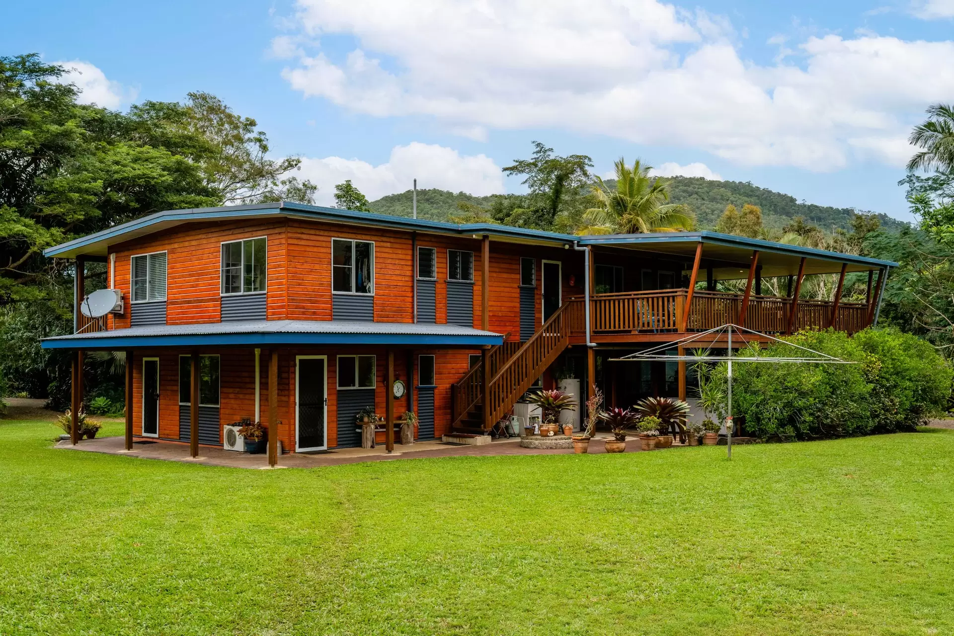 580 Saltwater Creek Road, Palm Grove For Sale by Queensland Sotheby's International Realty - image 1