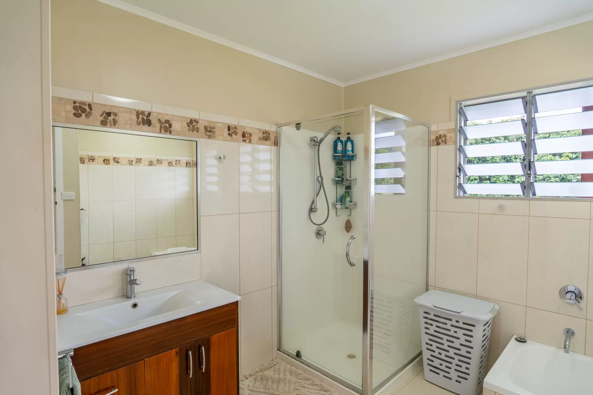 580 Saltwater Creek Road, Palm Grove For Sale by Queensland Sotheby's International Realty - image 1