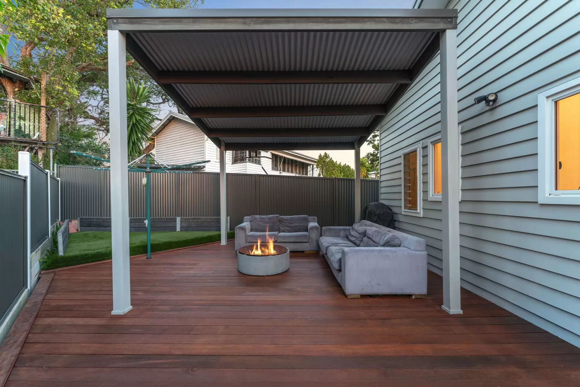 17 Allden  Avenue, Labrador For Sale by Queensland Sotheby's International Realty - image 1