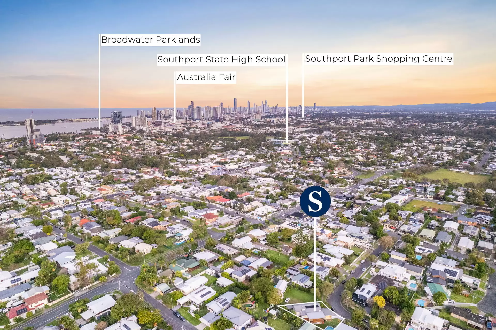 17 Allden  Avenue, Labrador For Sale by Queensland Sotheby's International Realty - image 1