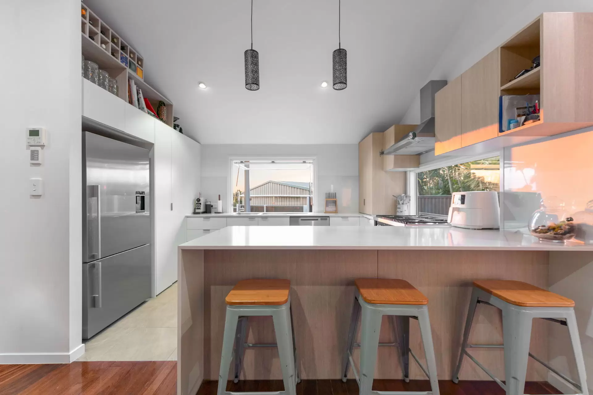 17 Allden  Avenue, Labrador For Sale by Queensland Sotheby's International Realty - image 1