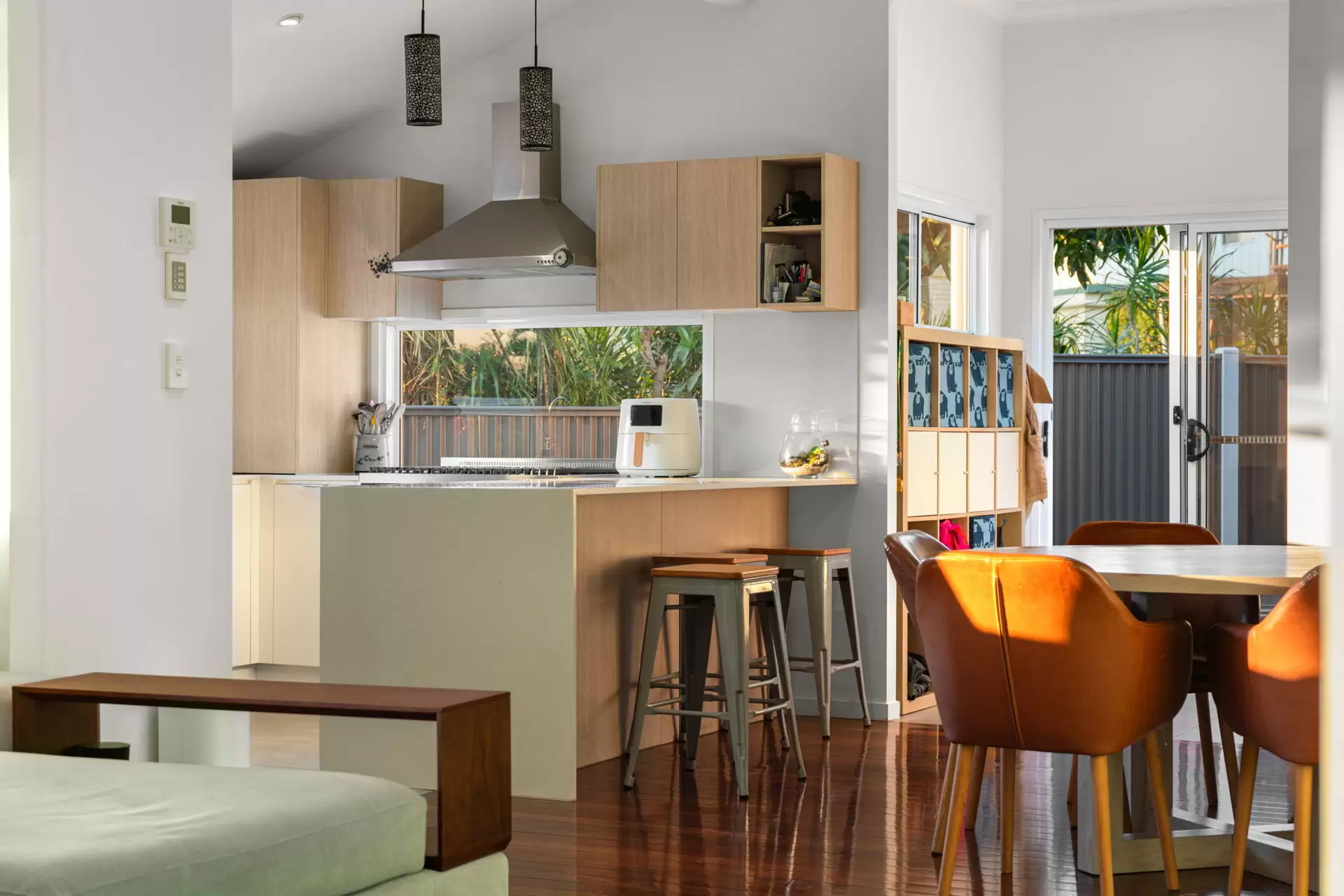 17 Allden  Avenue, Labrador For Sale by Queensland Sotheby's International Realty - image 1