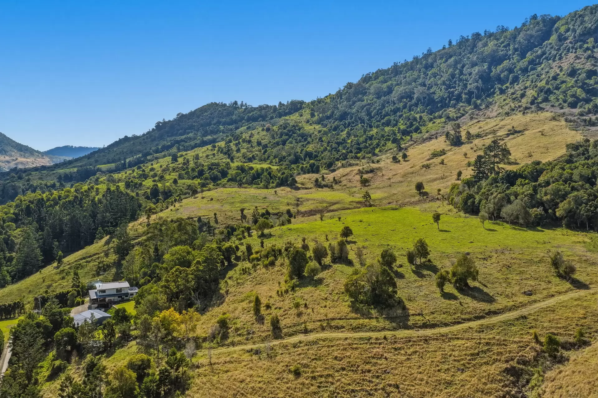 601  Illinbah  Road, Illinbah For Sale by Queensland Sotheby's International Realty - image 1