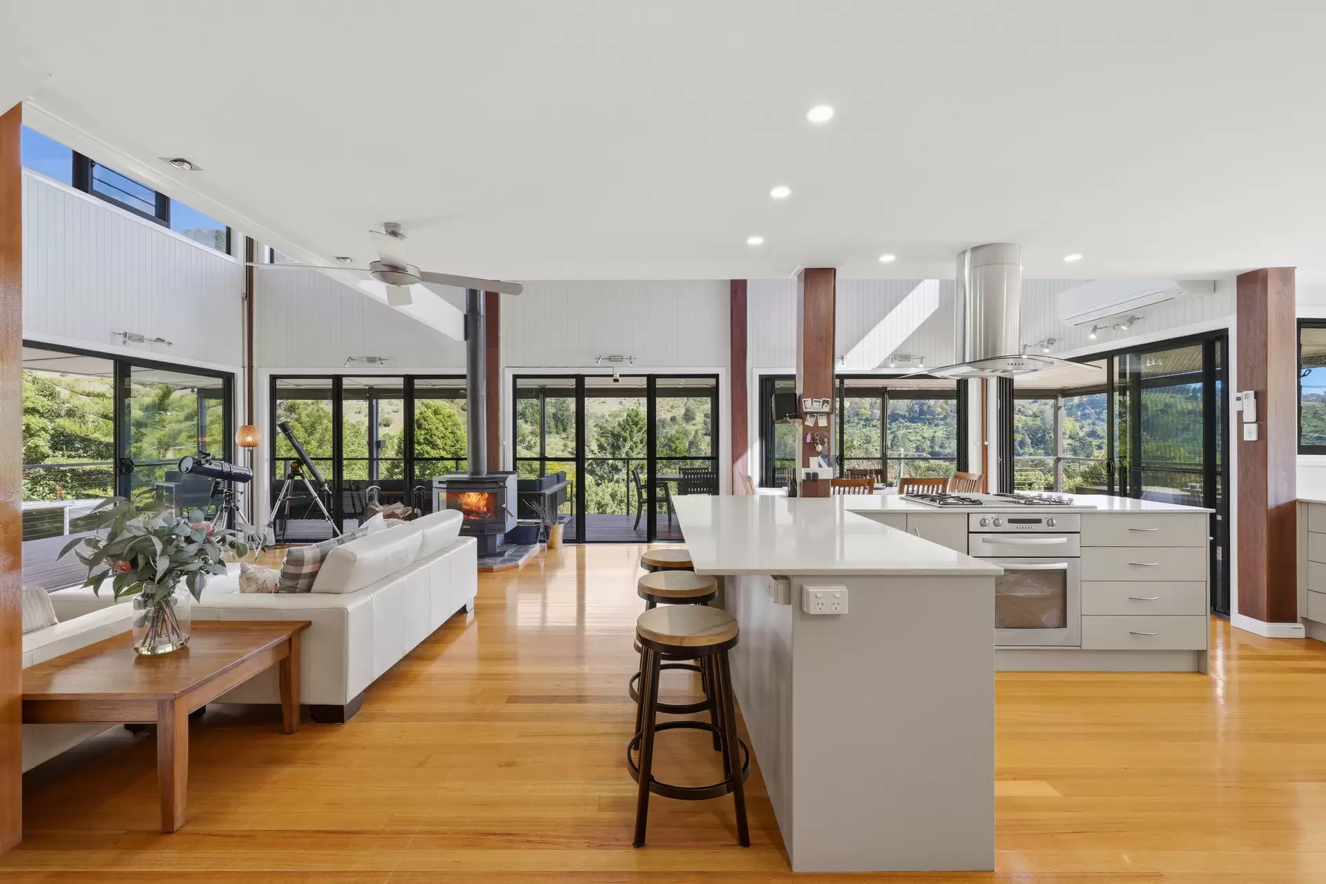 601  Illinbah  Road, Illinbah For Sale by Queensland Sotheby's International Realty - image 1