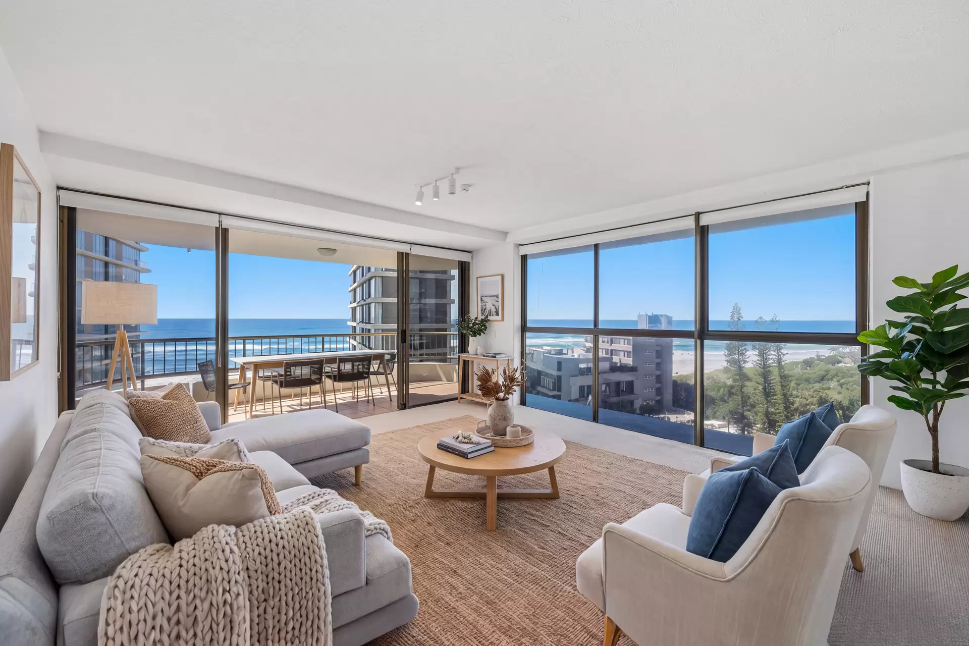 27/3534 Main Beach Parade, Main Beach Sold by Queensland Sotheby's International Realty - image 1