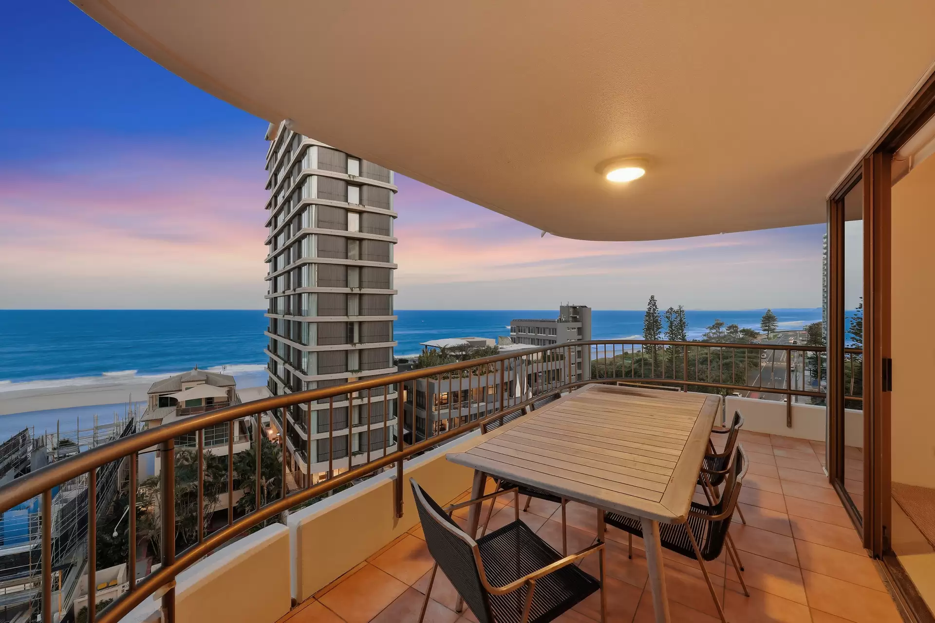 27/3534 Main Beach Parade, Main Beach Sold by Queensland Sotheby's International Realty - image 1