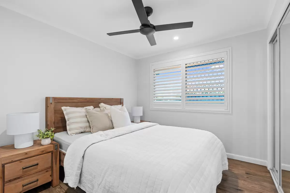 8 Daniel Crescent, Ashmore For Sale by Queensland Sotheby's International Realty - image 1