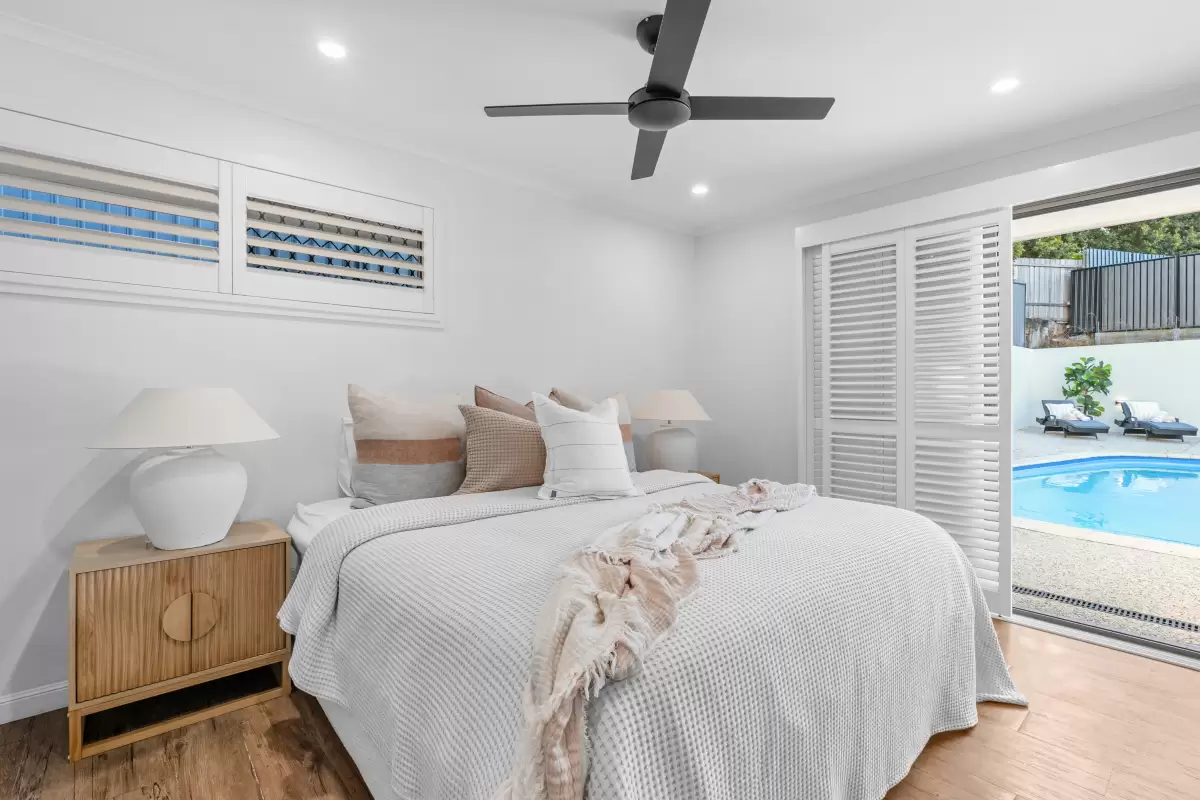 8 Daniel Crescent, Ashmore For Sale by Queensland Sotheby's International Realty - image 1
