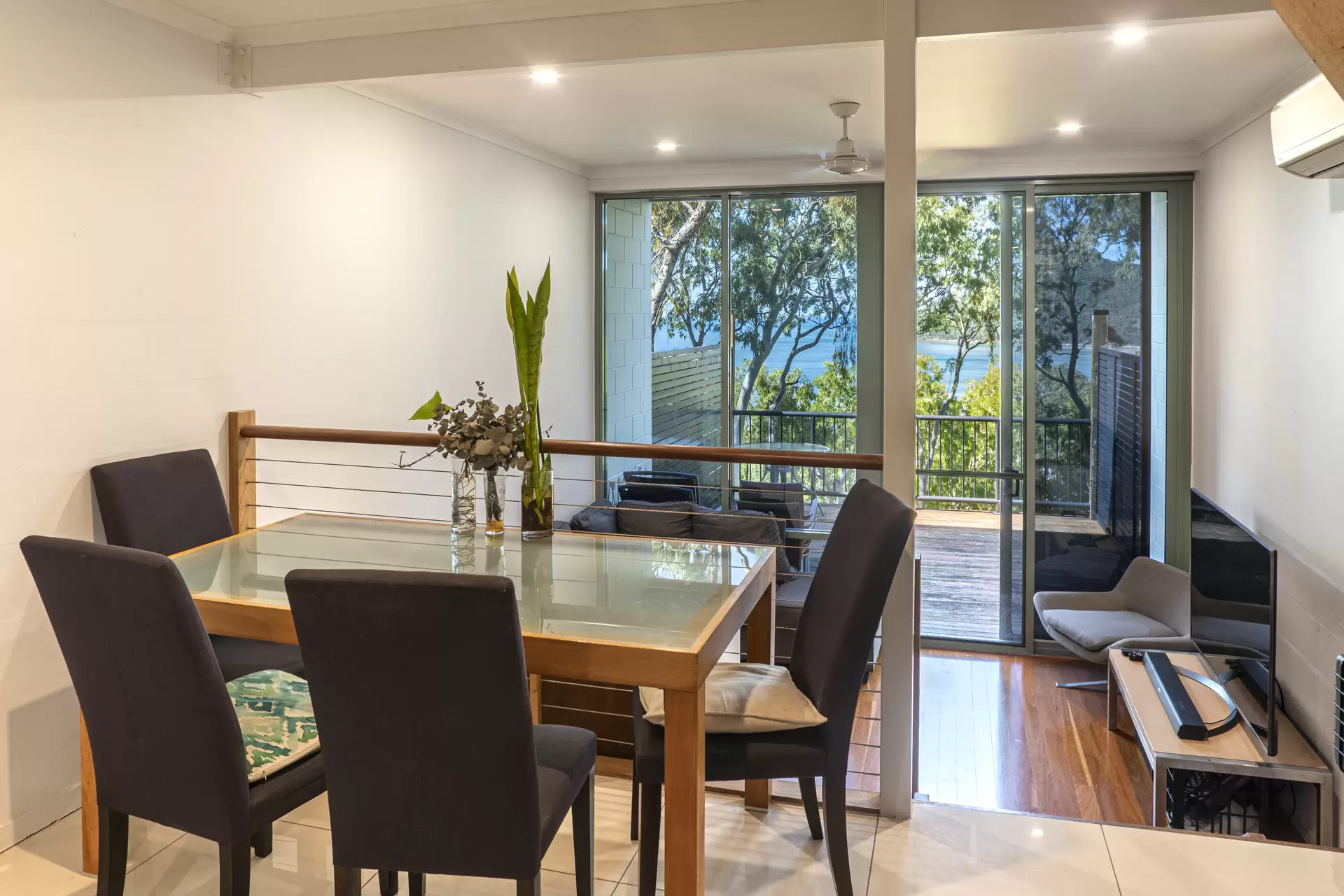 Coral Sea 11, 6 Great Northern Highway, Hamilton Island For Sale by  - image 1
