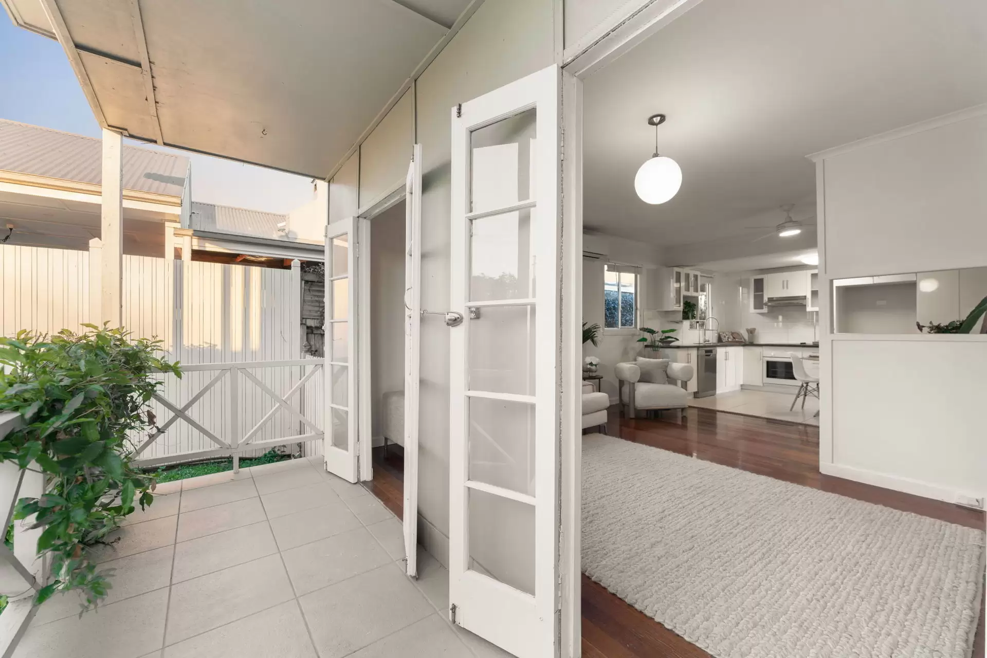 18 Bellevue Parade, Labrador For Sale by Queensland Sotheby's International Realty - image 1