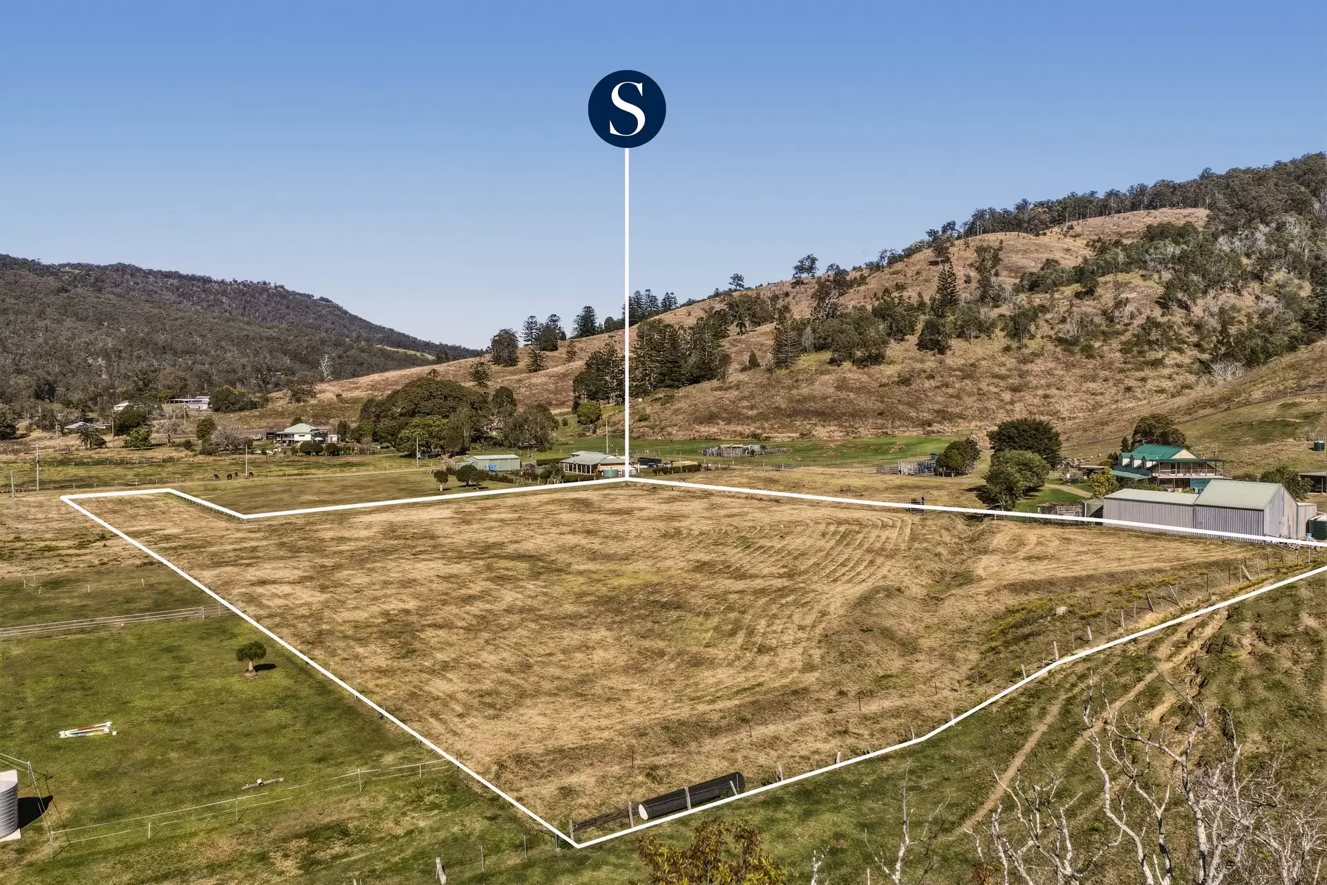 49B Geiger  Road, Canungra For Sale by Queensland Sotheby's International Realty - image 1