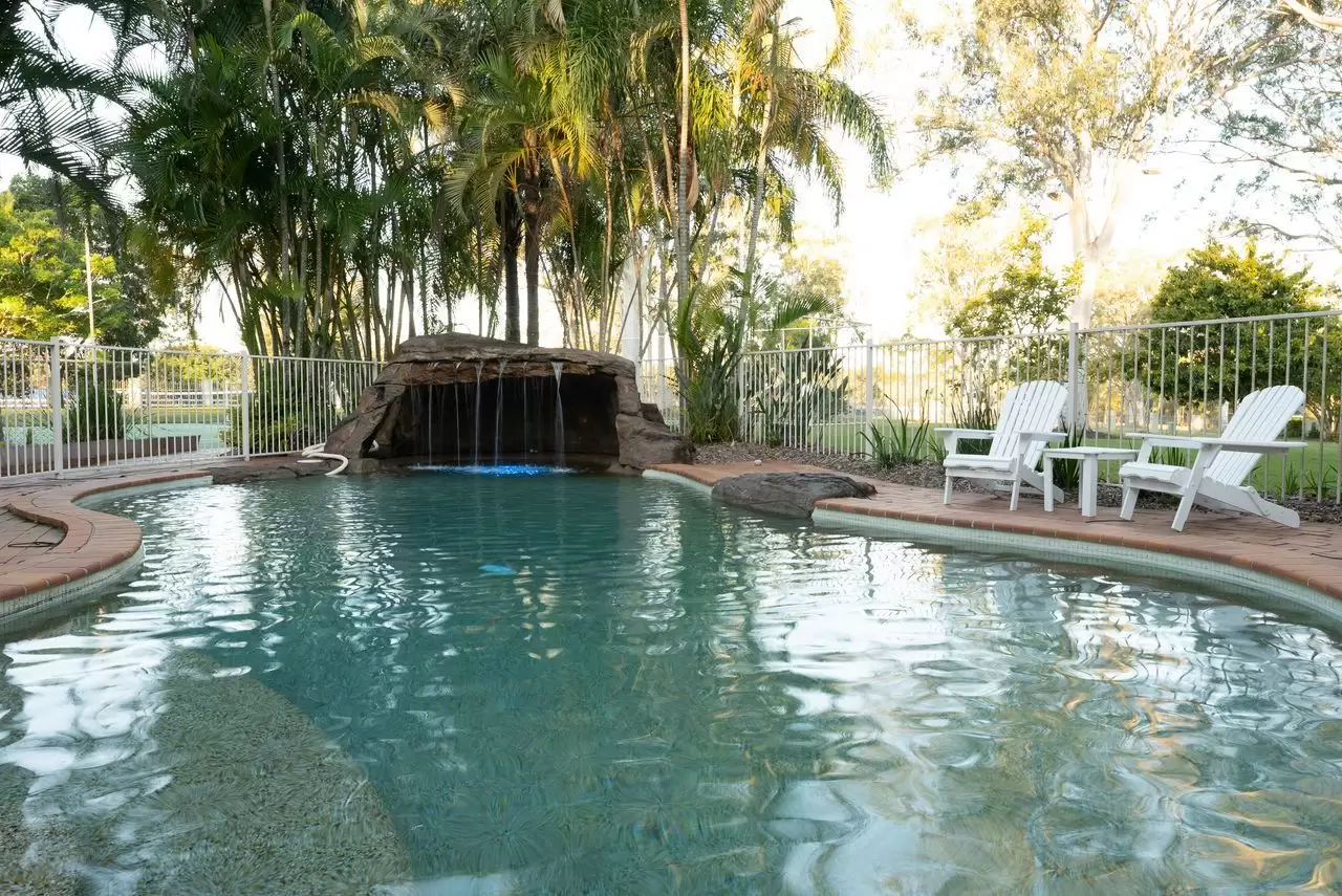 300 Teviot Road, Carbrook For Sale by Queensland Sotheby's International Realty - image 1