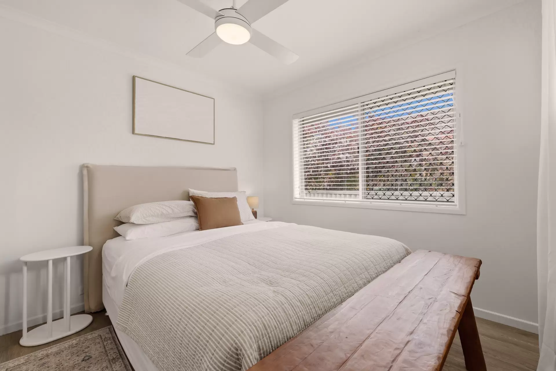 18 Shoveller  Avenue, Paradise Point For Sale by Queensland Sotheby's International Realty - image 1
