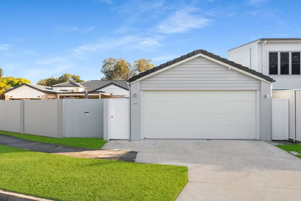 2/33 Gardiners Place, Southport For Sale by Queensland Sotheby's International Realty