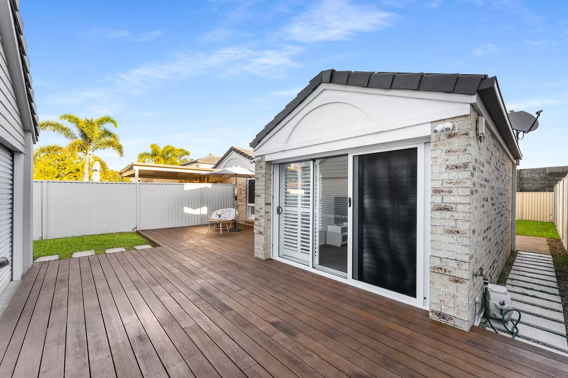 2/33 Gardiners Place, Southport For Sale by  - image 1