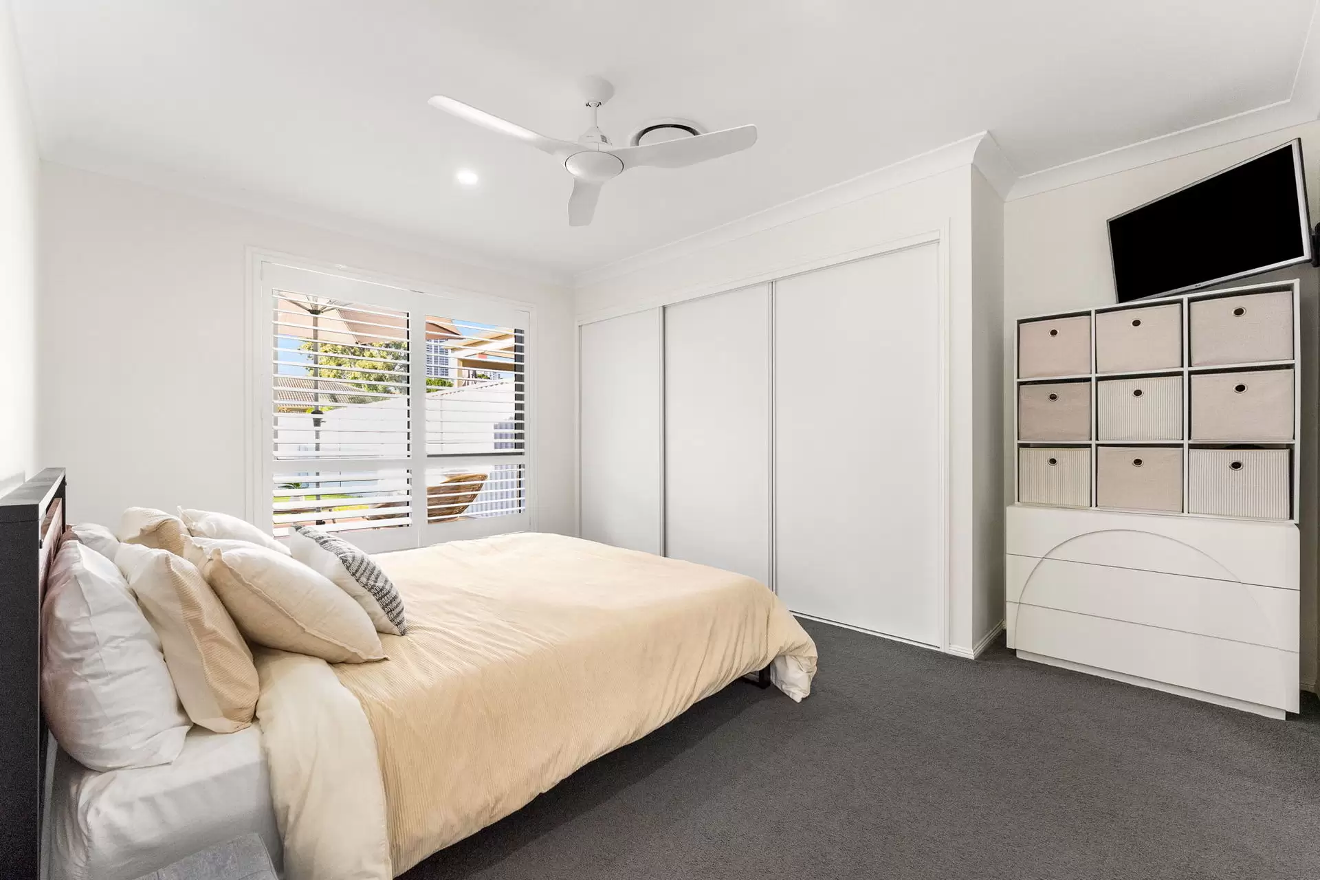 2/33 Gardiners Place, Southport For Sale by  - image 1