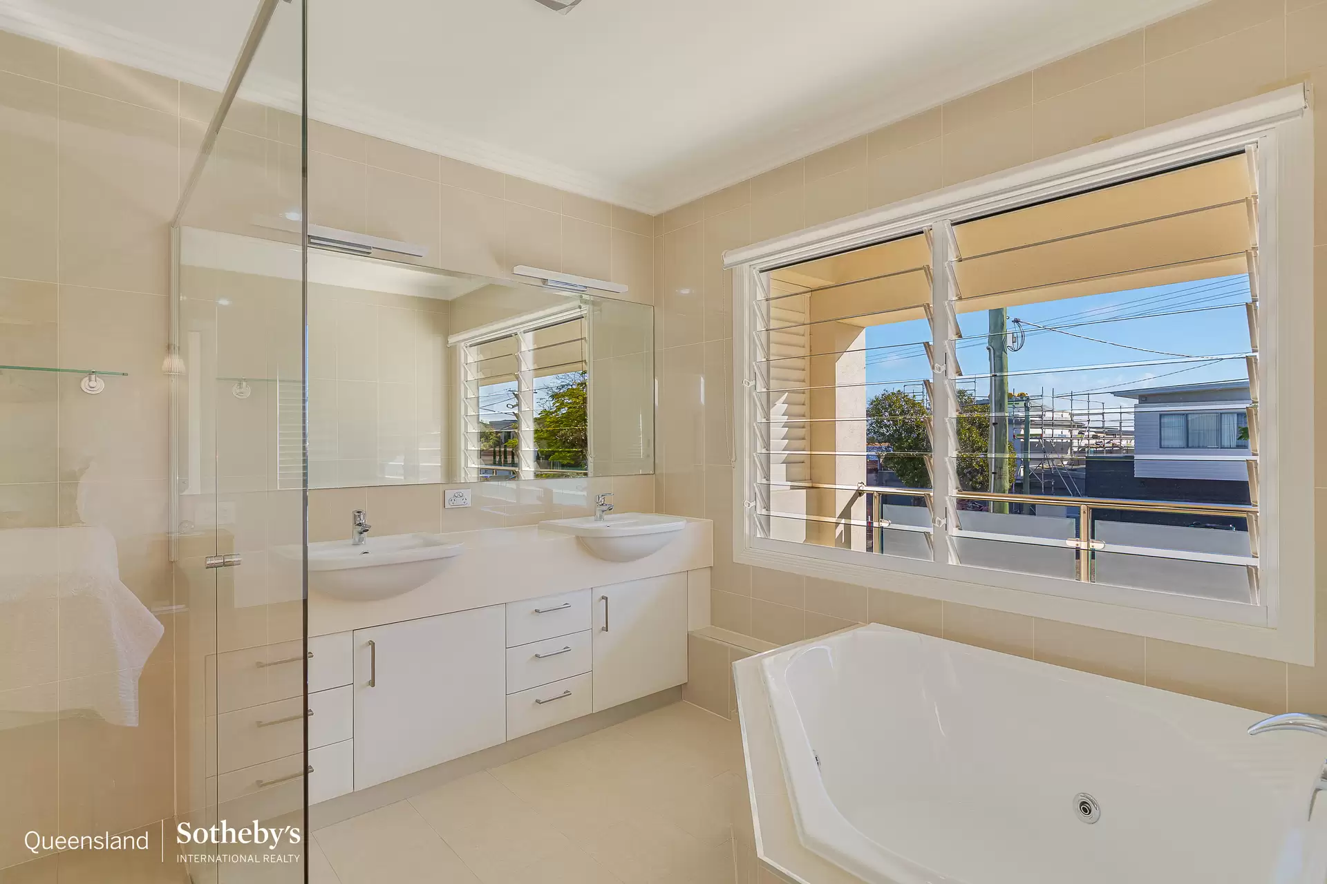 219 Main Road, Wellington Point For Sale by Queensland Sotheby's International Realty - image 1