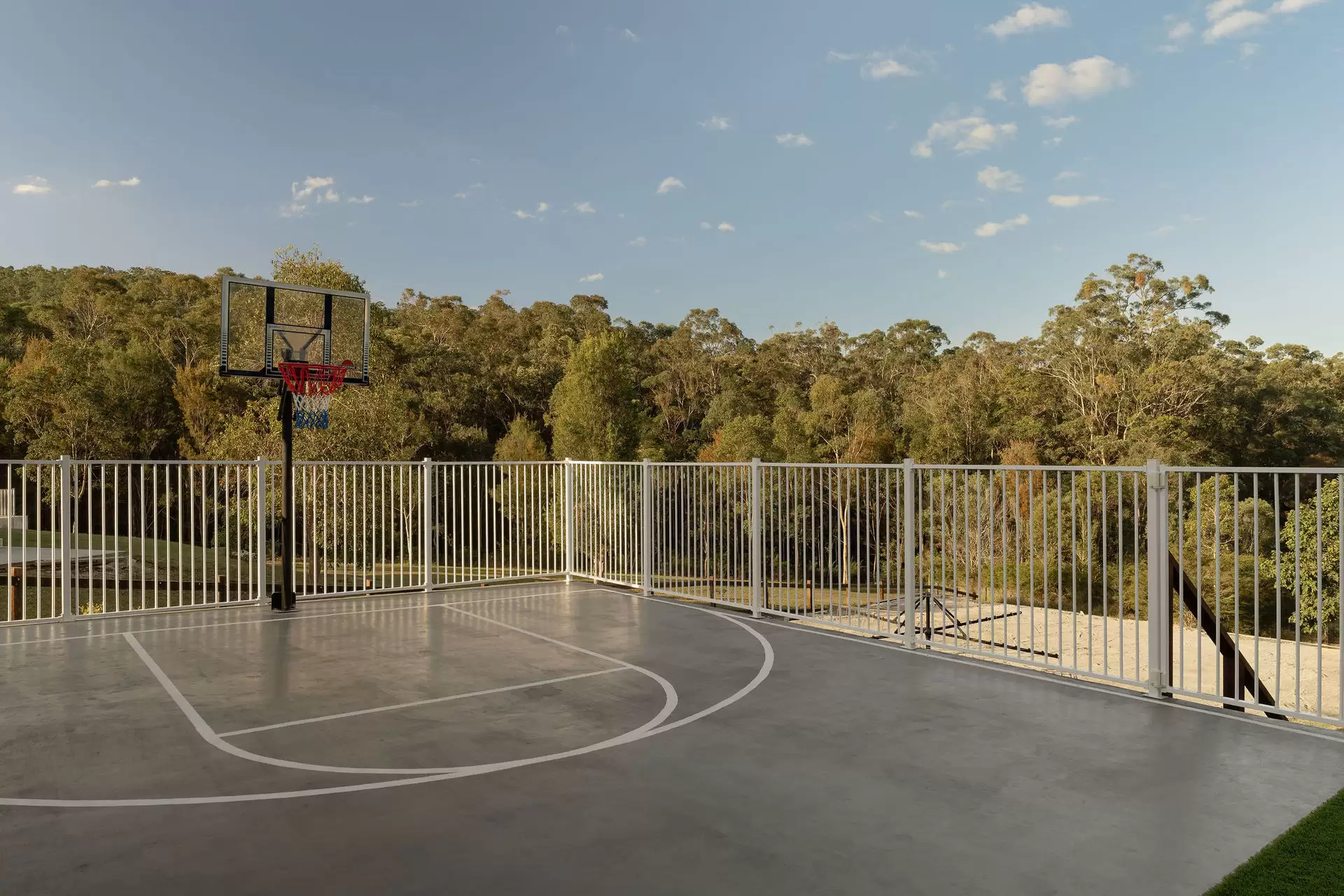 9 Honey Tree Court, Advancetown For Sale by Queensland Sotheby's International Realty - image 1
