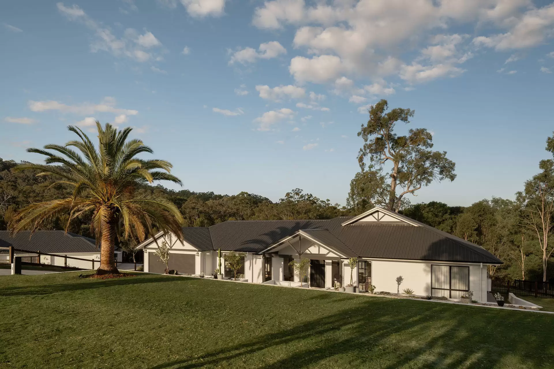9 Honey Tree Court, Advancetown For Sale by Queensland Sotheby's International Realty - image 1