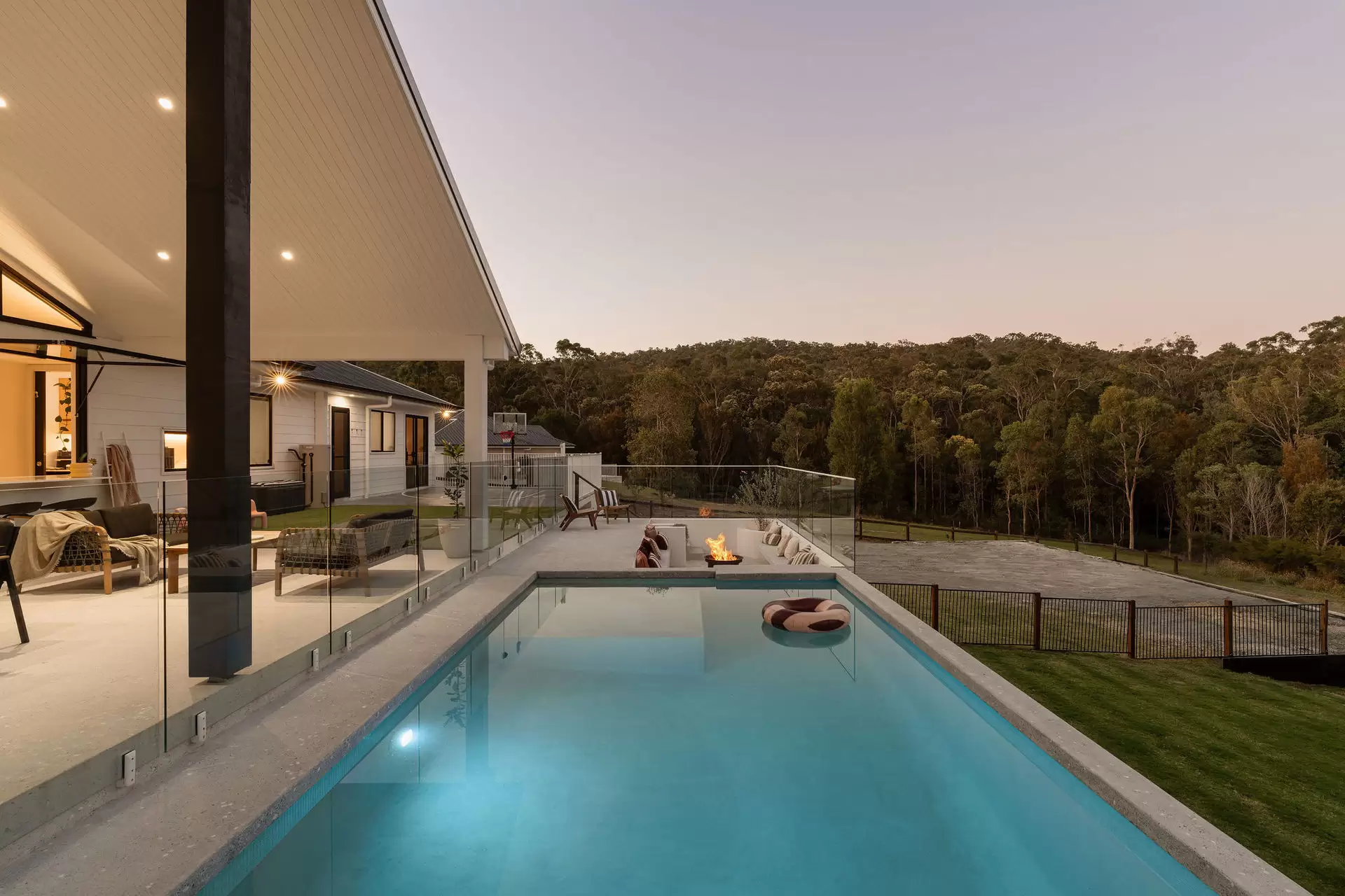 9 Honey Tree Court, Advancetown For Sale by Queensland Sotheby's International Realty - image 1