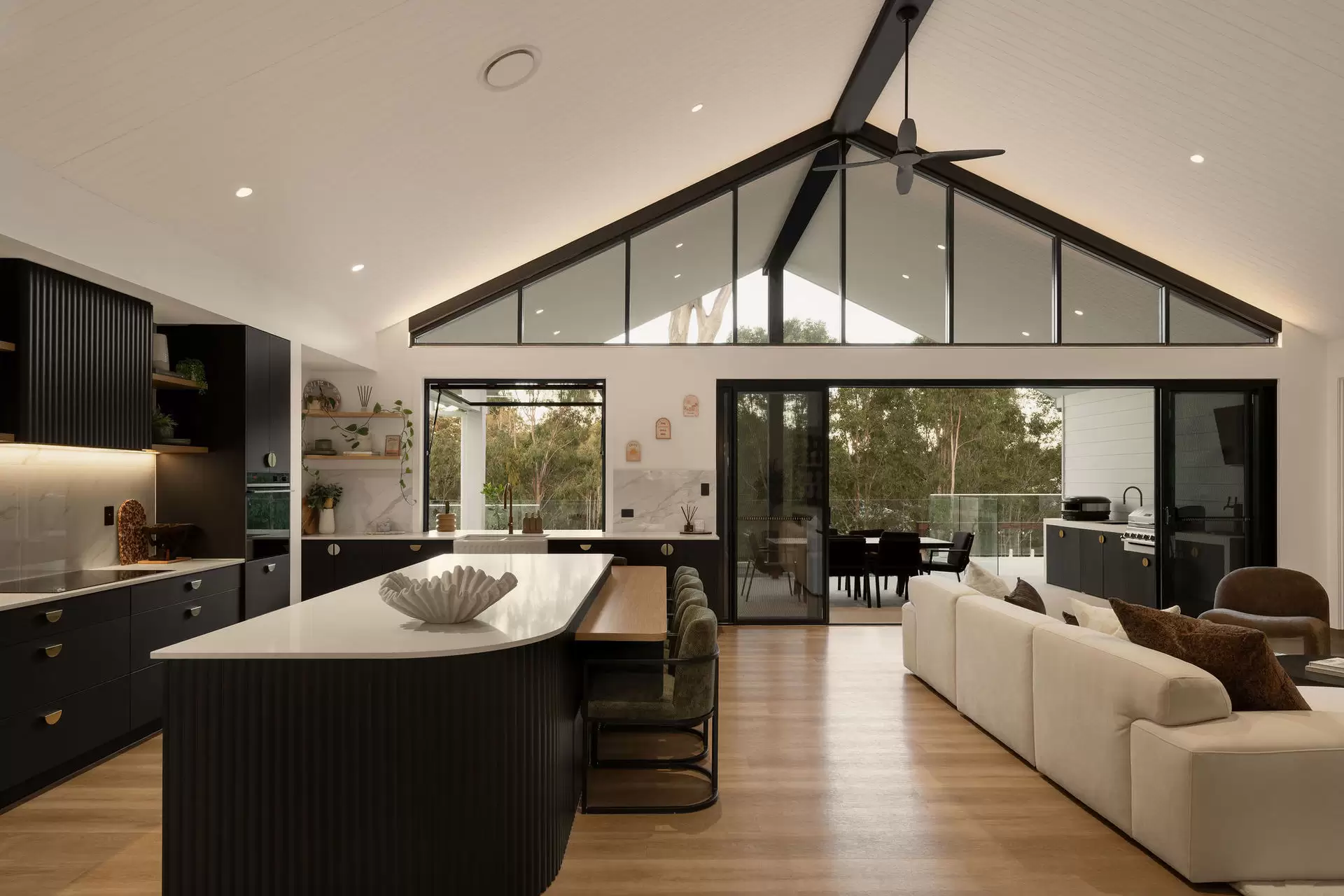 9 Honey Tree Court, Advancetown For Sale by Queensland Sotheby's International Realty - image 1