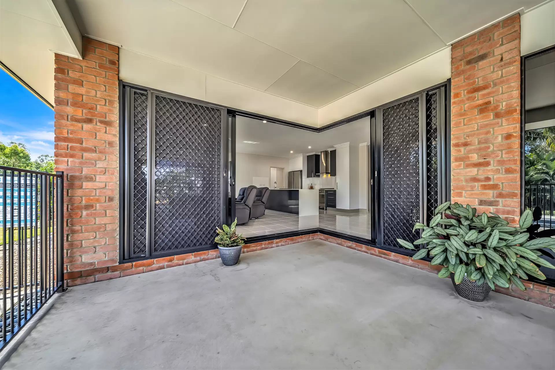 16 Lyndon Court, Cannon Valley For Sale by Queensland Sotheby's International Realty - image 1
