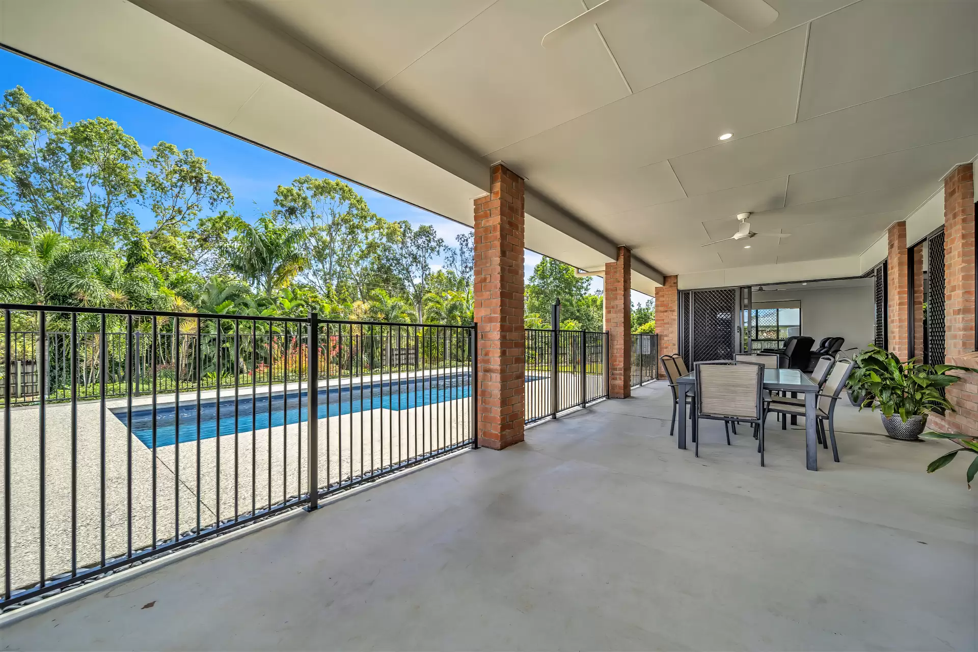 16 Lyndon Court, Cannon Valley For Sale by Queensland Sotheby's International Realty - image 1