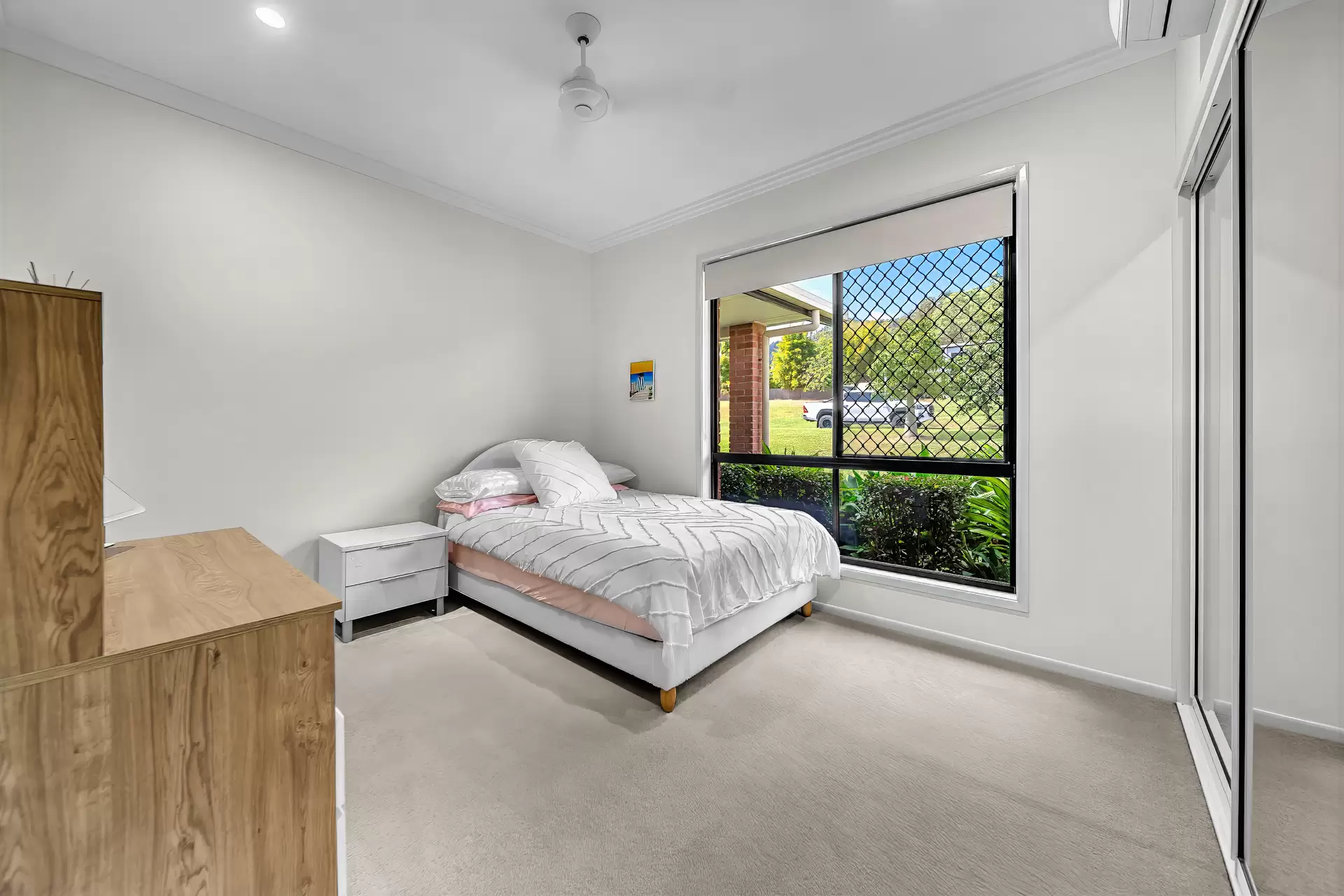 16 Lyndon Court, Cannon Valley For Sale by Queensland Sotheby's International Realty - image 1
