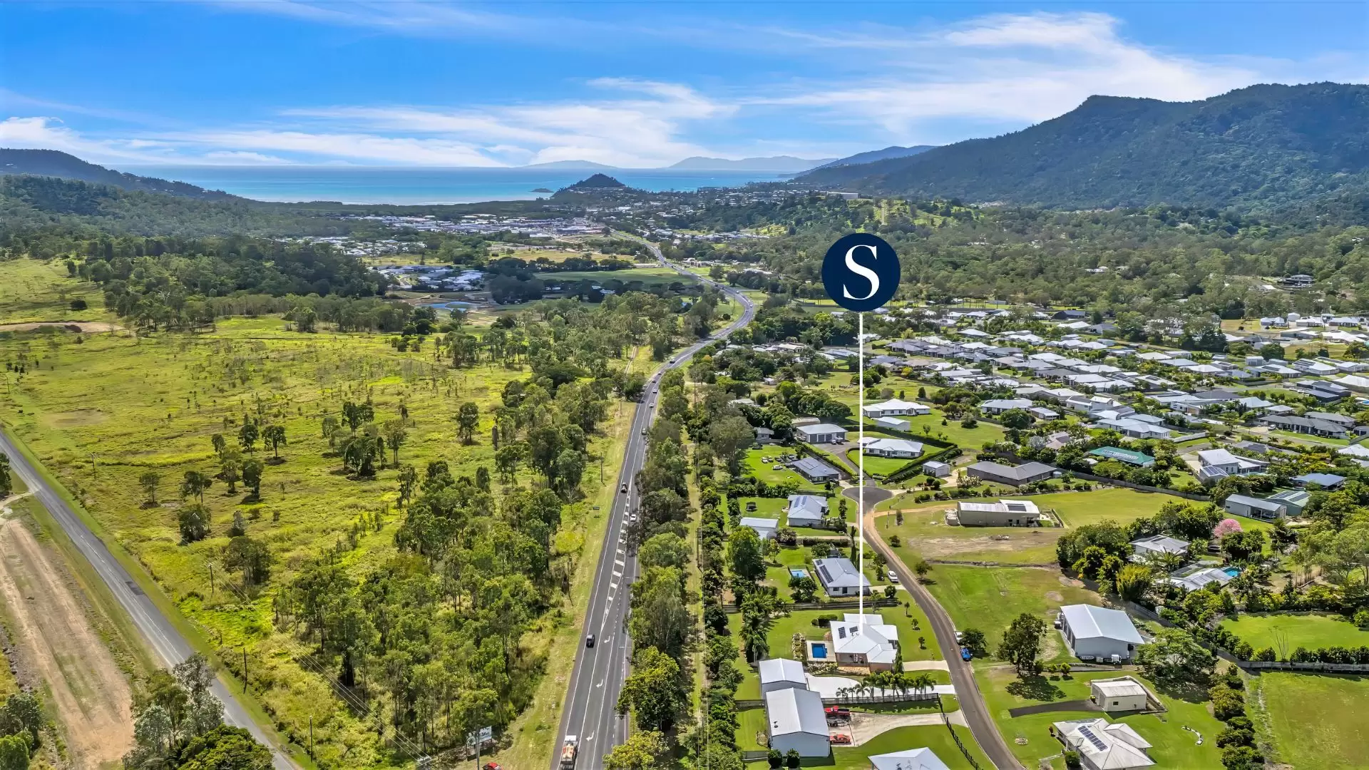 16 Lyndon Court, Cannon Valley For Sale by Queensland Sotheby's International Realty - image 1