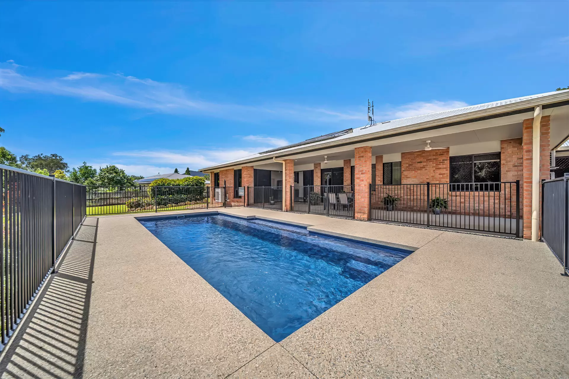 16 Lyndon Court, Cannon Valley For Sale by Queensland Sotheby's International Realty - image 1