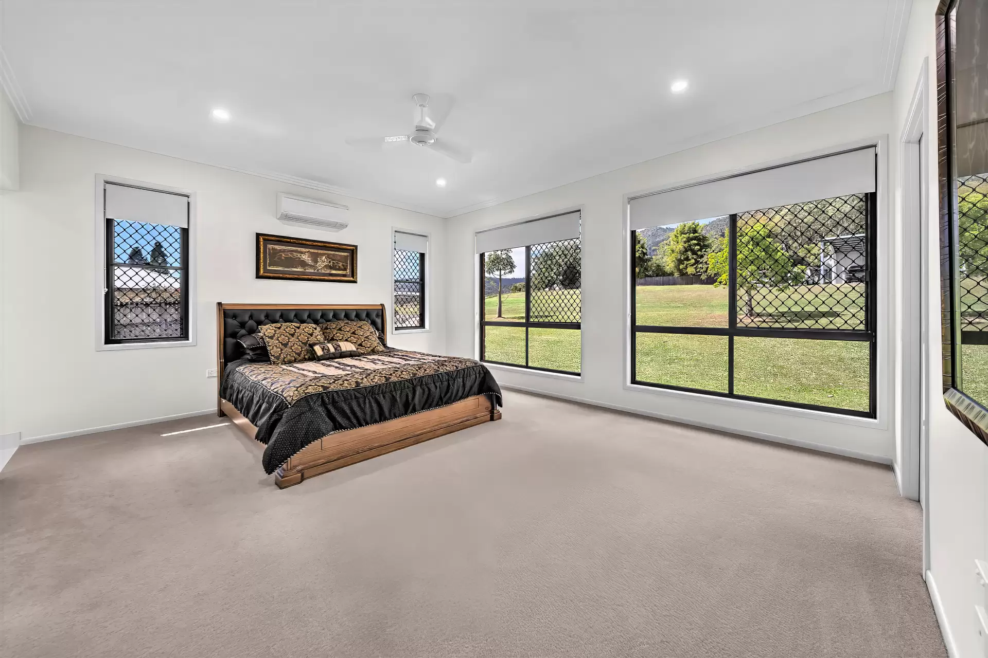 16 Lyndon Court, Cannon Valley For Sale by Queensland Sotheby's International Realty - image 1
