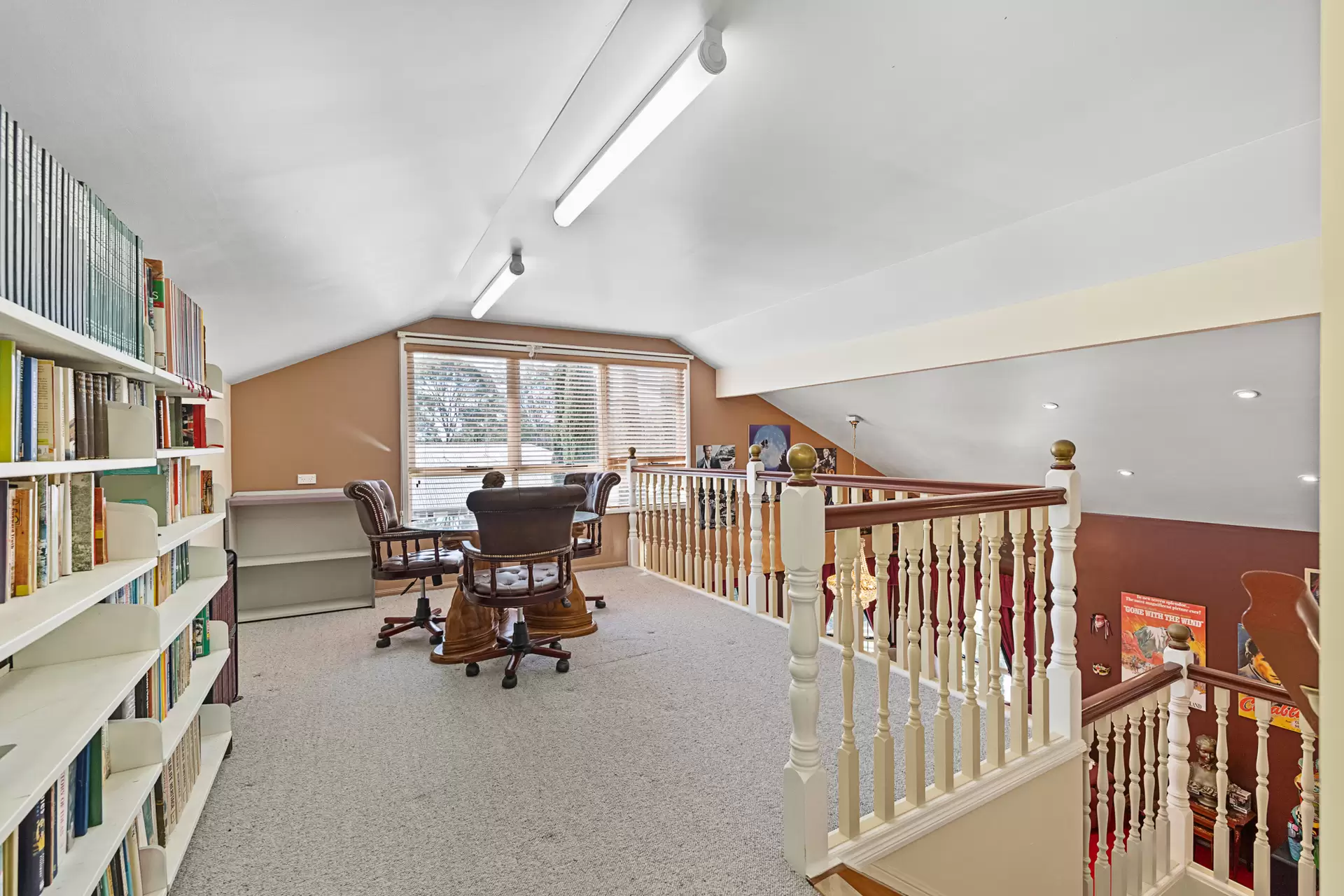 4 Casey Close, Ormiston For Sale by Queensland Sotheby's International Realty - image 1