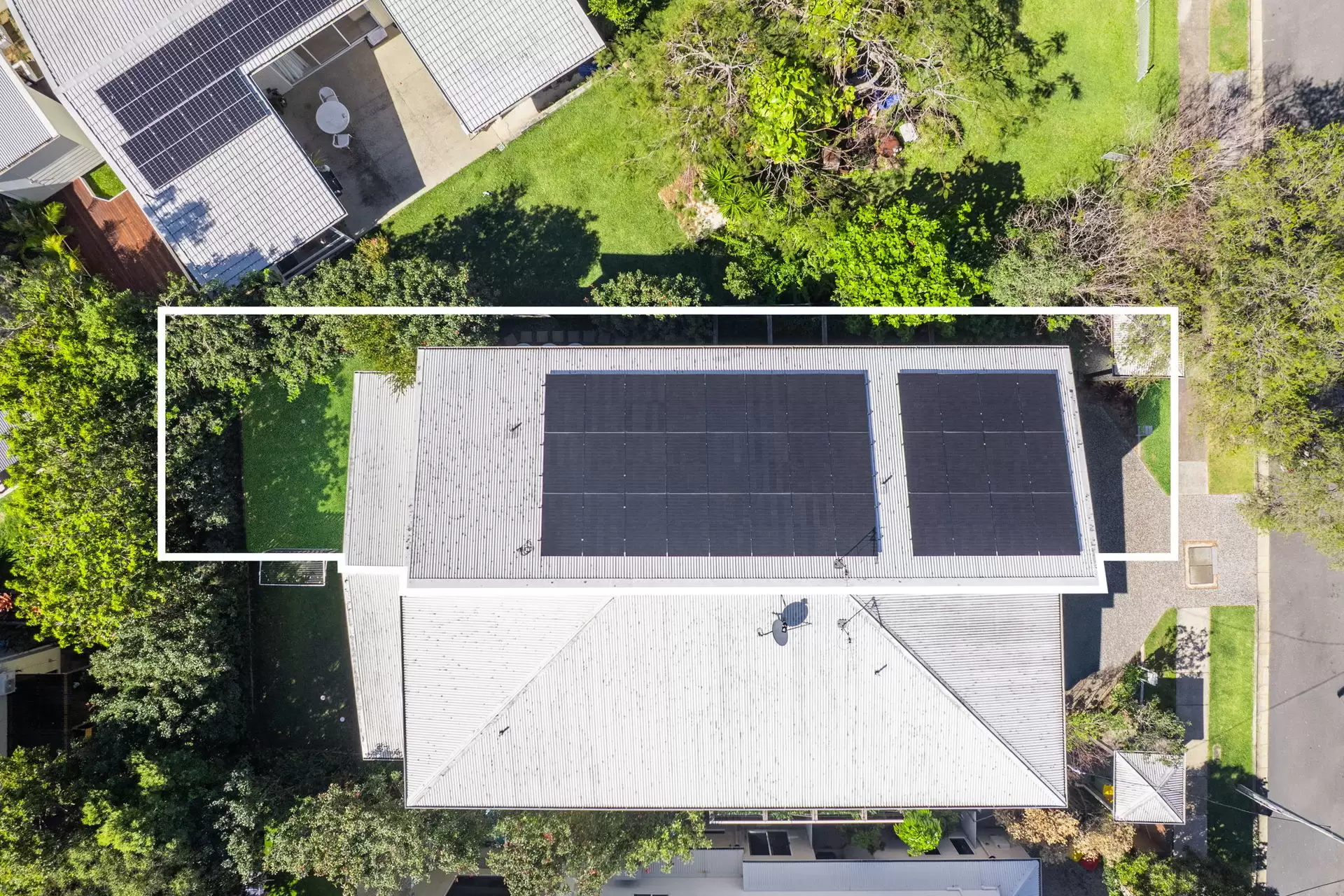 2/19 Charlton Street, Southport For Sale by Queensland Sotheby's International Realty - image 1