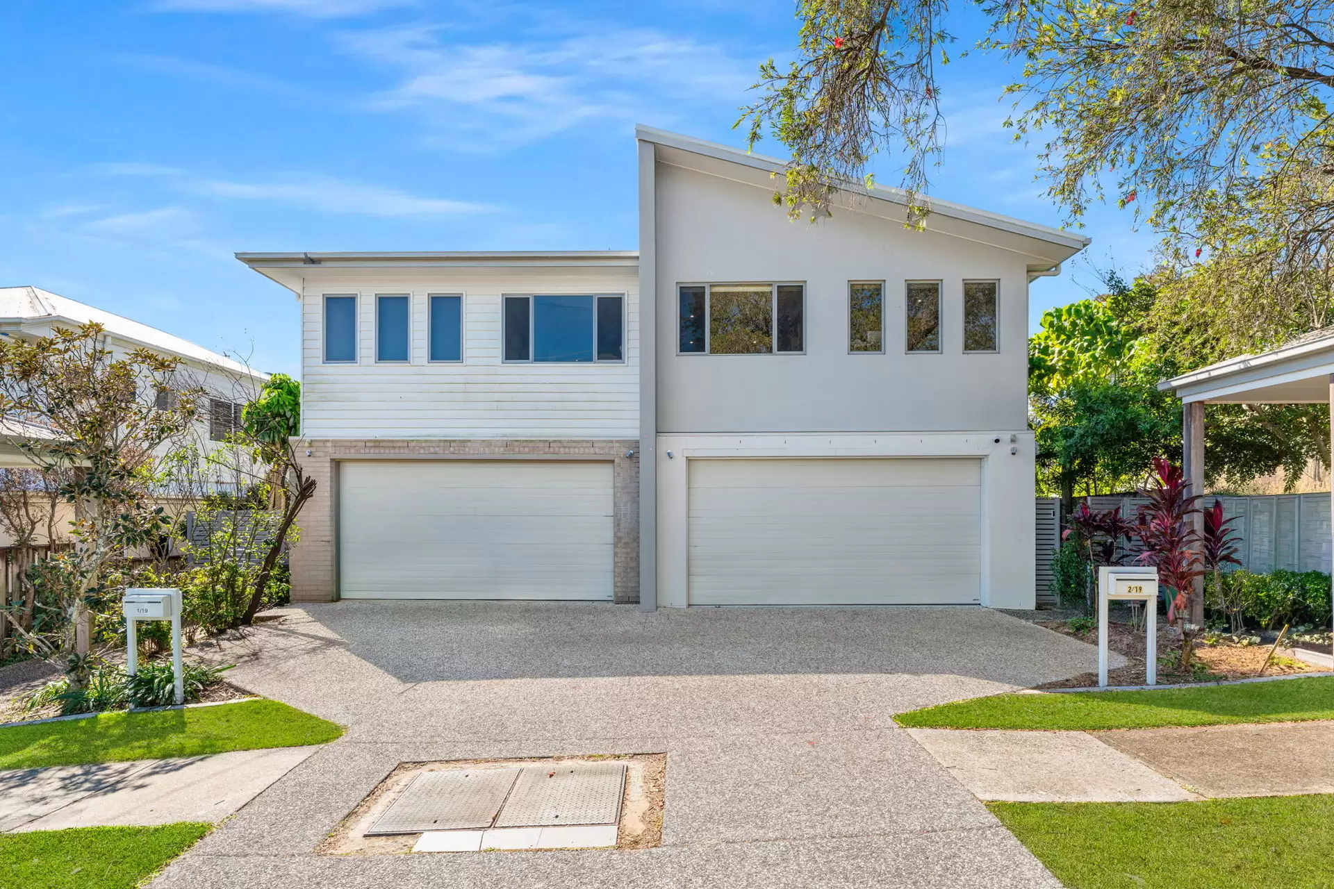 2/19 Charlton Street, Southport For Sale by Queensland Sotheby's International Realty - image 1