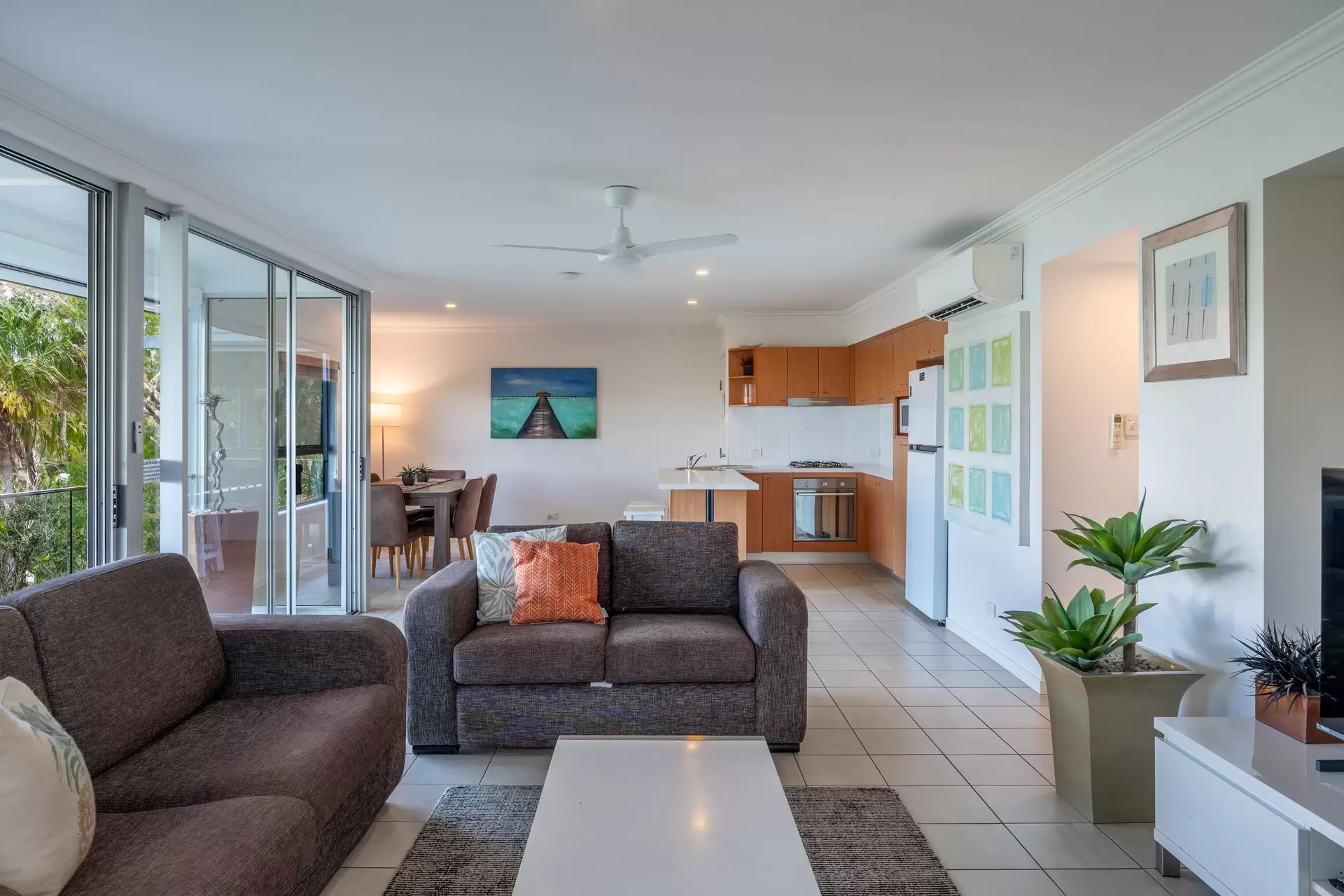 Oasis 18, 5 Banksia Court, Hamilton Island For Sale by Queensland Sotheby's International Realty - image 1