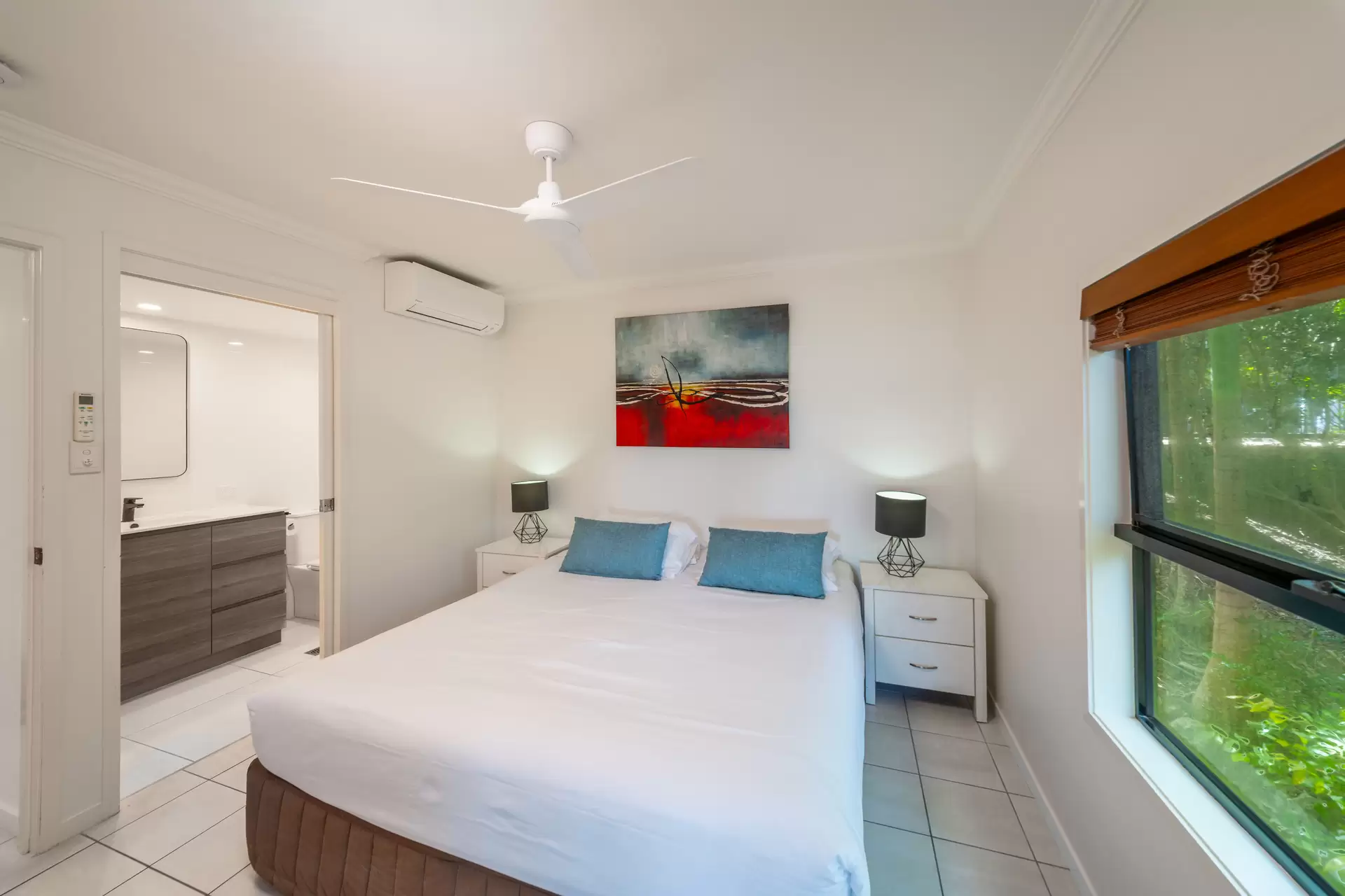 Oasis 18, 5 Banksia Court, Hamilton Island For Sale by Queensland Sotheby's International Realty - image 1