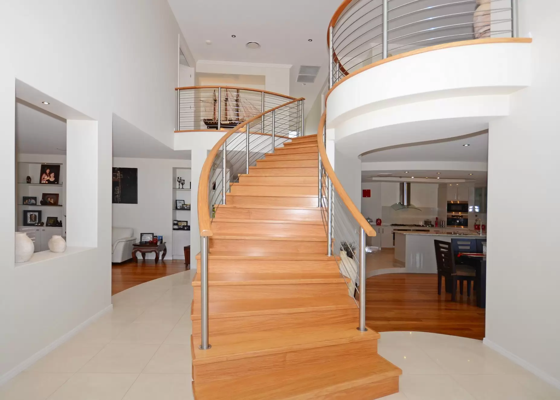 127 Esplanade, Point Vernon Sold by Queensland Sotheby's International Realty - image 1