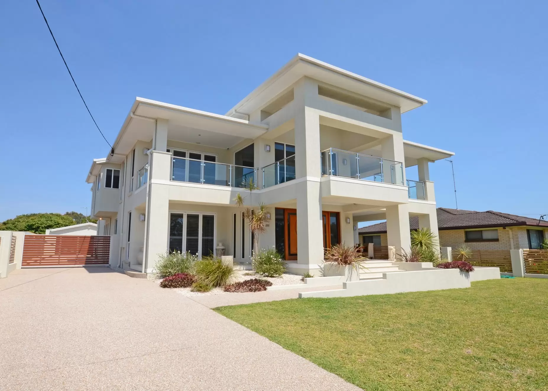 127 Esplanade, Point Vernon Sold by  - image 1