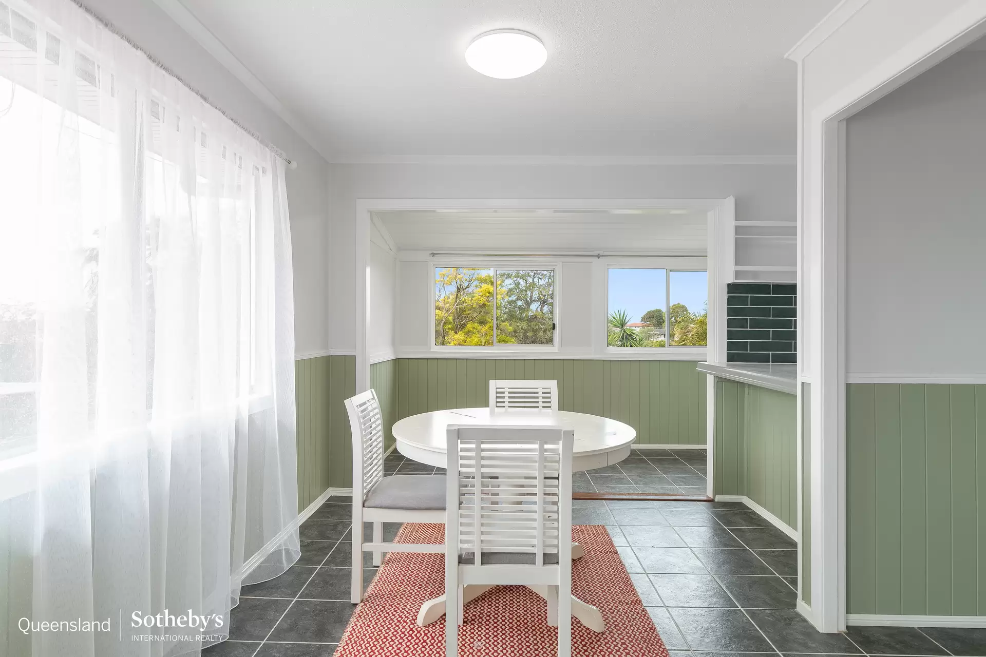 3 Knight Street, Alexandra Hills For Sale by Queensland Sotheby's International Realty - image 1