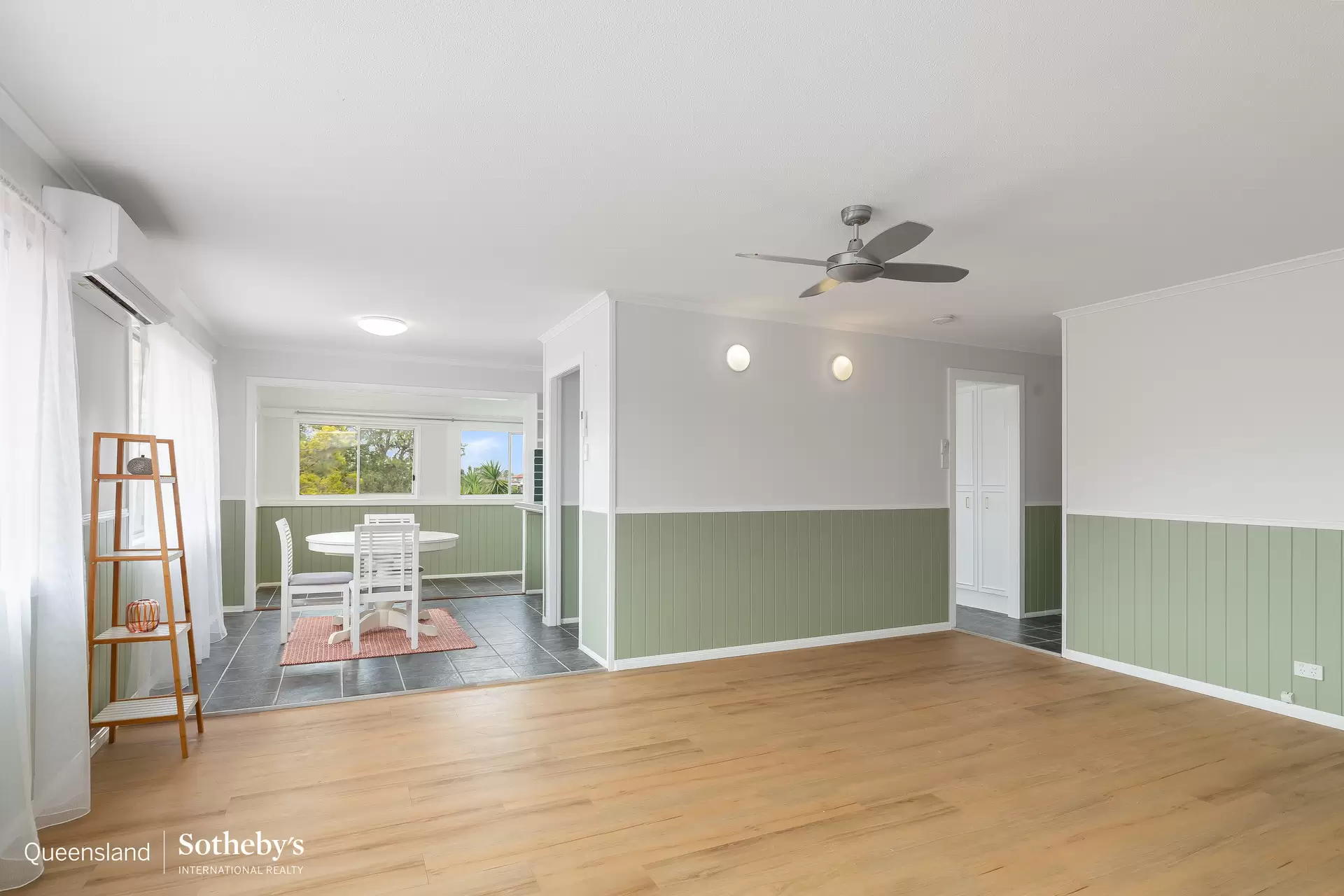 3 Knight Street, Alexandra Hills For Sale by Queensland Sotheby's International Realty - image 1