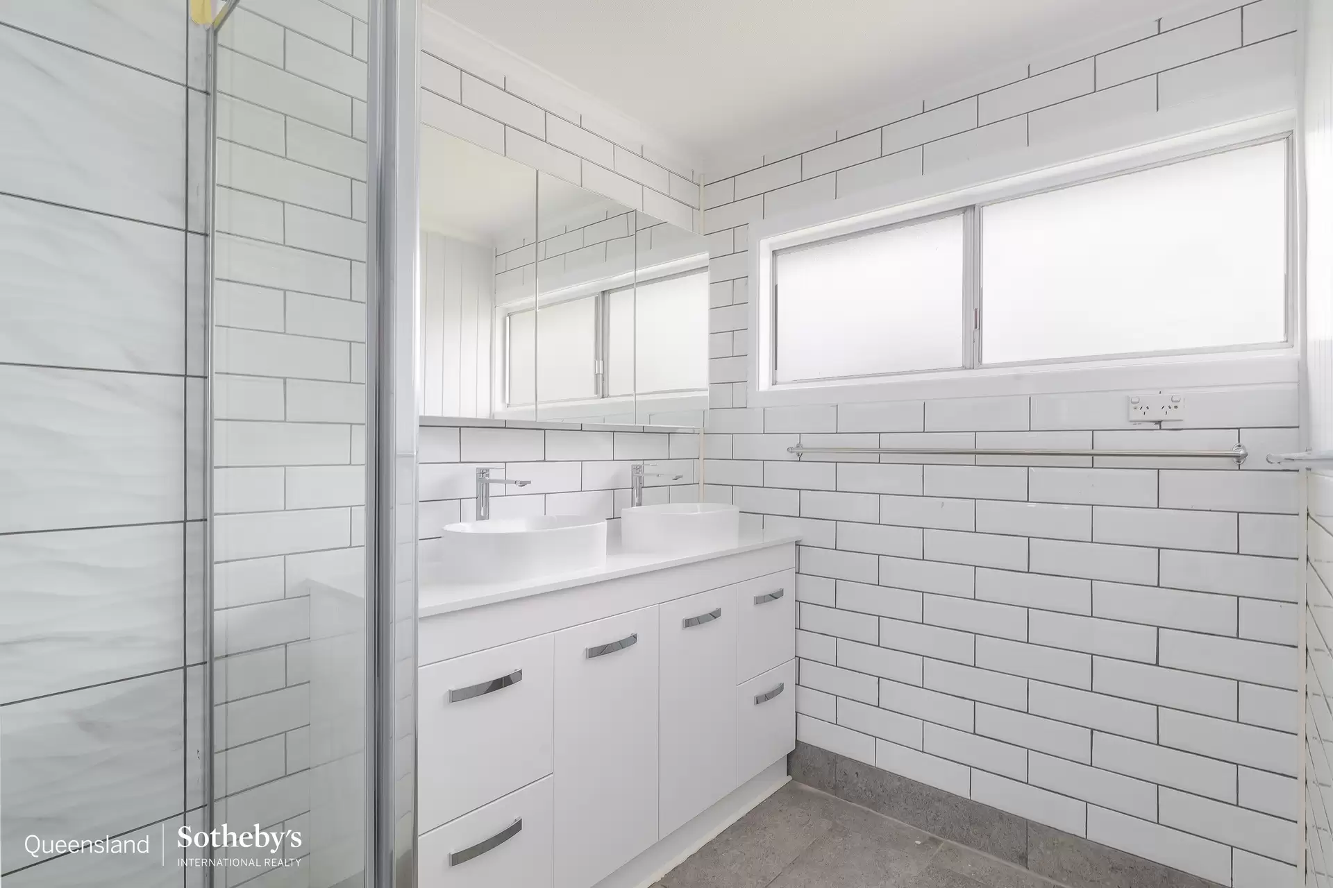 3 Knight Street, Alexandra Hills For Sale by Queensland Sotheby's International Realty - image 1