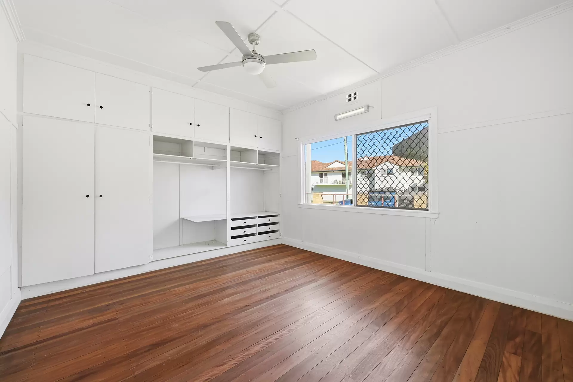 15 Florence  Street, Tweed Heads For Sale by Queensland Sotheby's International Realty - image 1