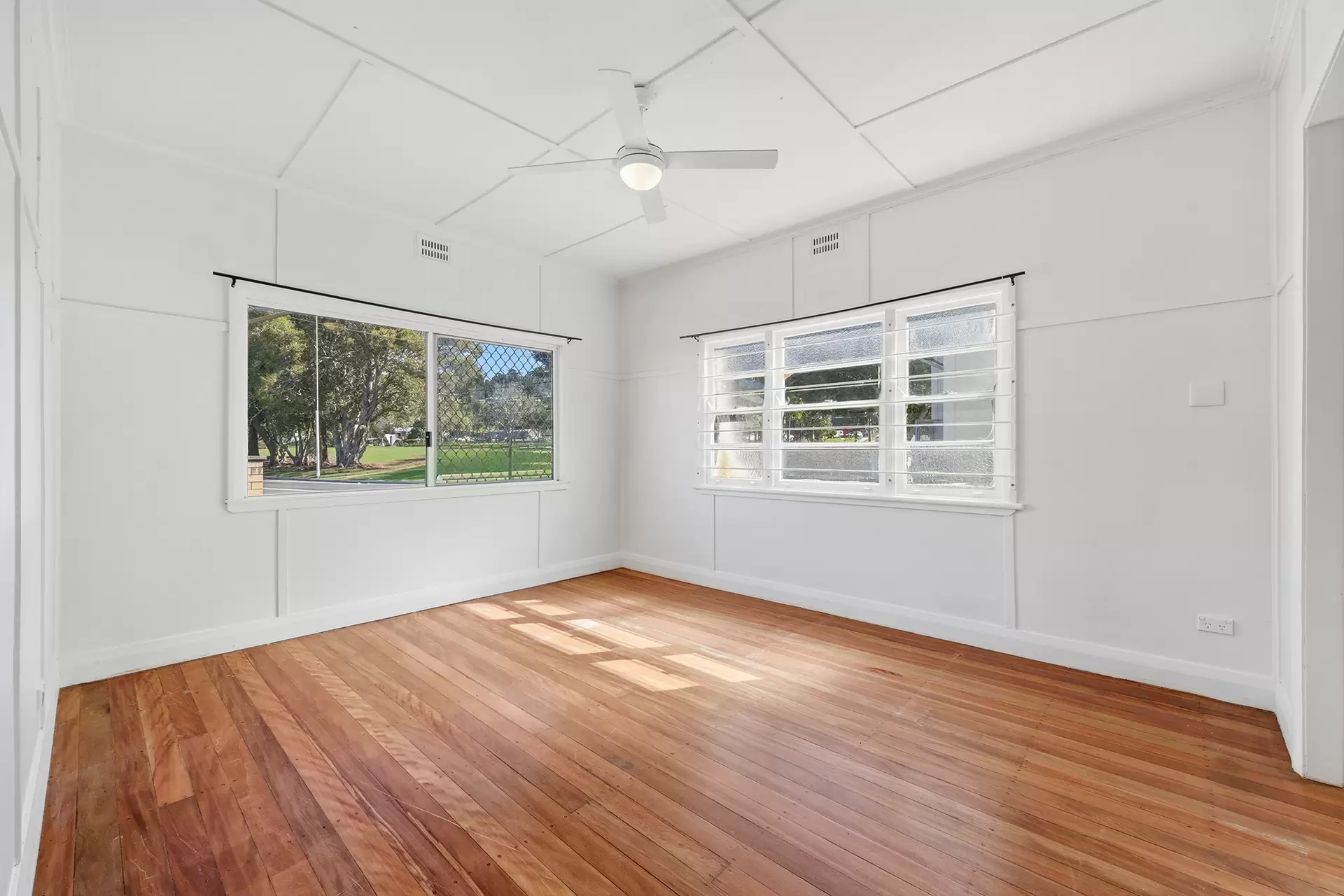 15 Florence  Street, Tweed Heads For Sale by Queensland Sotheby's International Realty - image 1