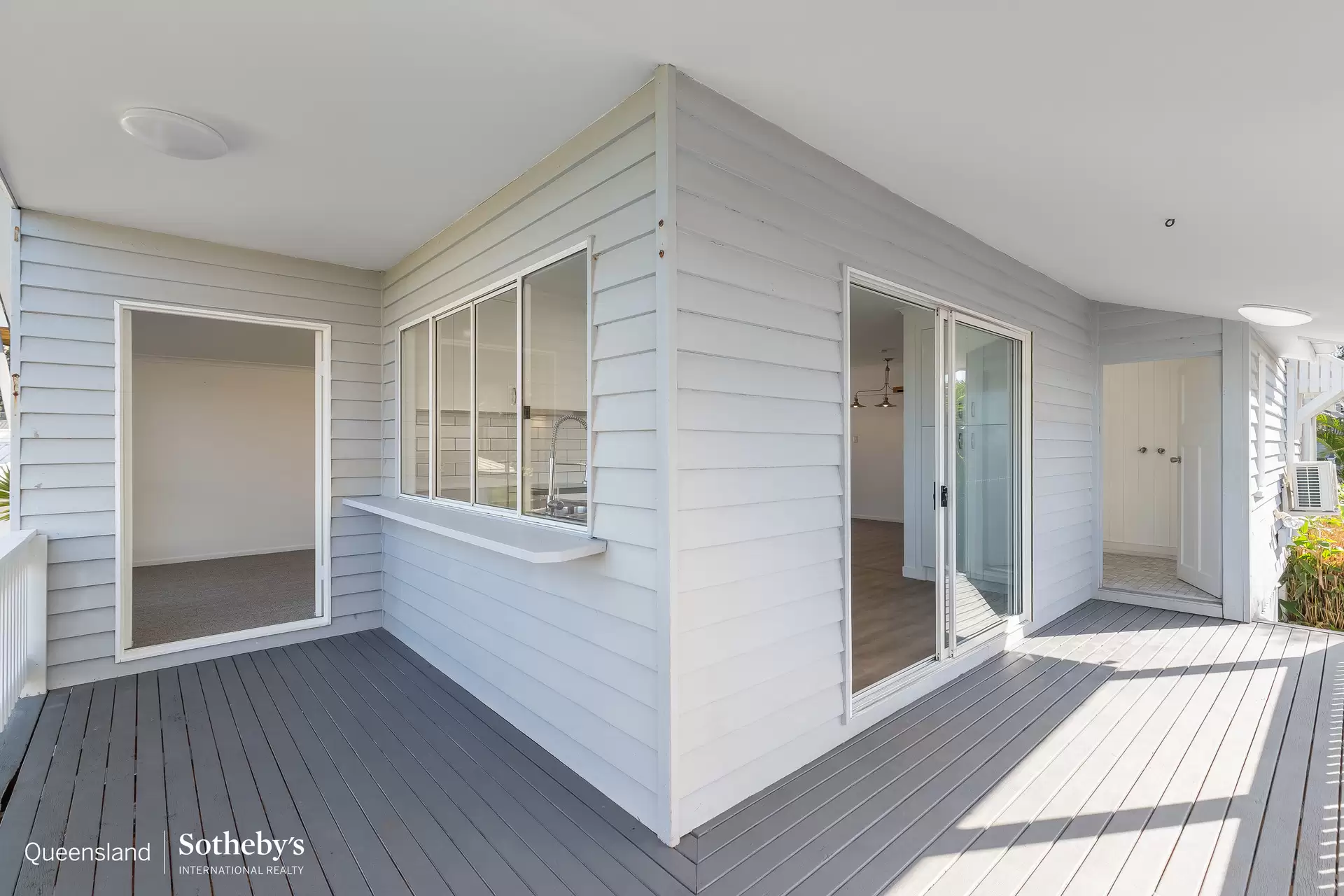 145 Passage Street, Cleveland For Sale by Queensland Sotheby's International Realty - image 1