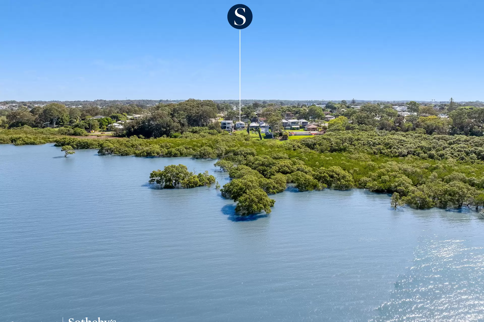 145 Passage Street, Cleveland For Sale by Queensland Sotheby's International Realty - image 1