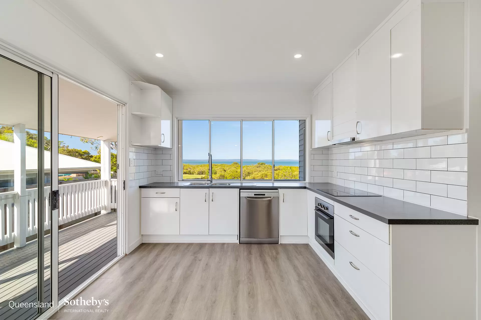 145 Passage Street, Cleveland For Sale by Queensland Sotheby's International Realty - image 1