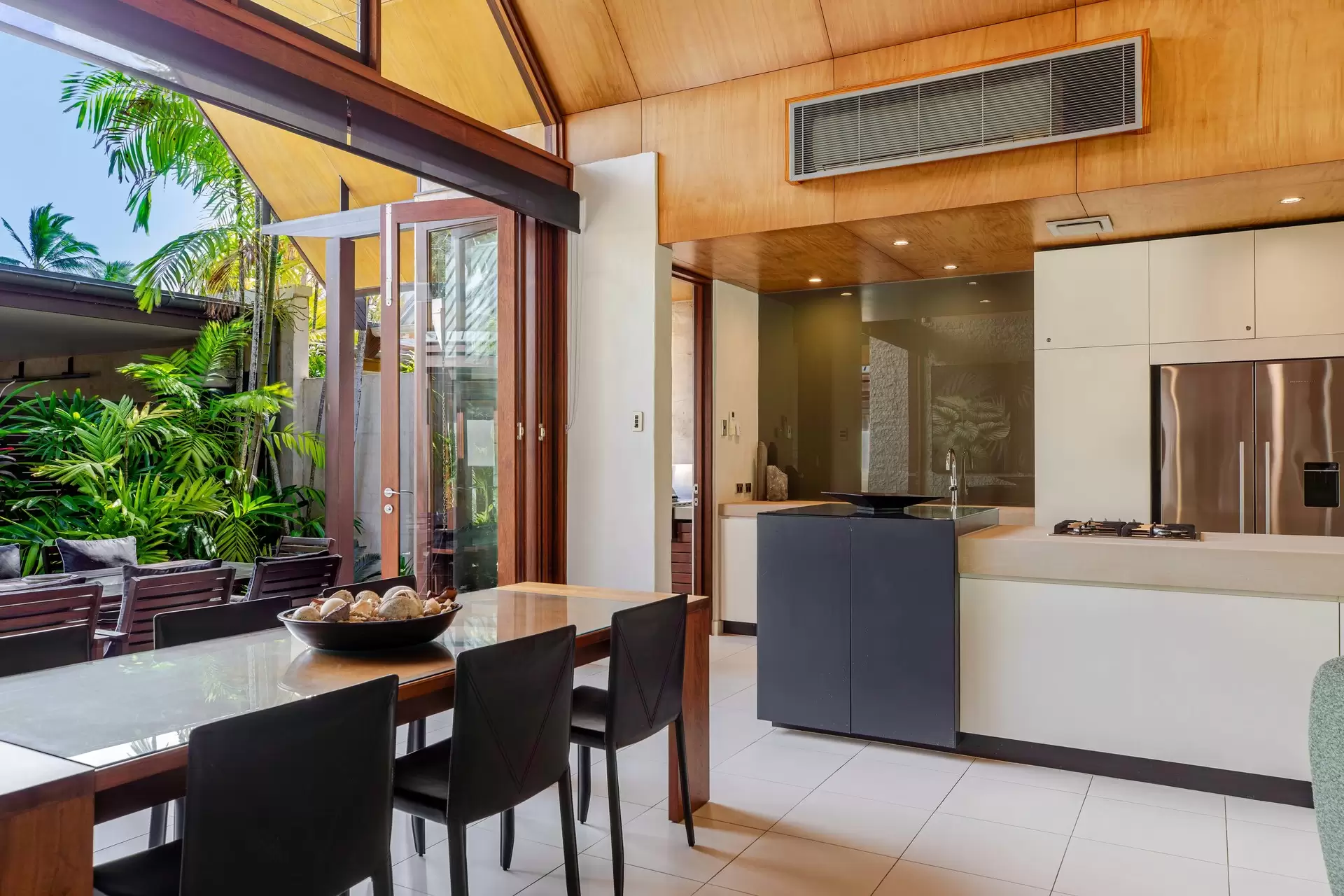 4 Bale Drive, Port Douglas For Sale by Queensland Sotheby's International Realty - image 1